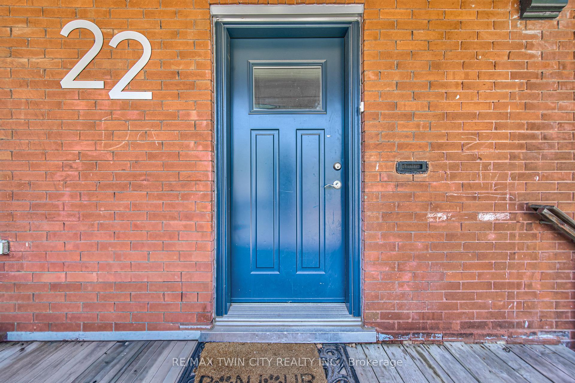Photo 7 of 22 Herlan Avenue, Kitchener, Cherry Hill — HOMEH