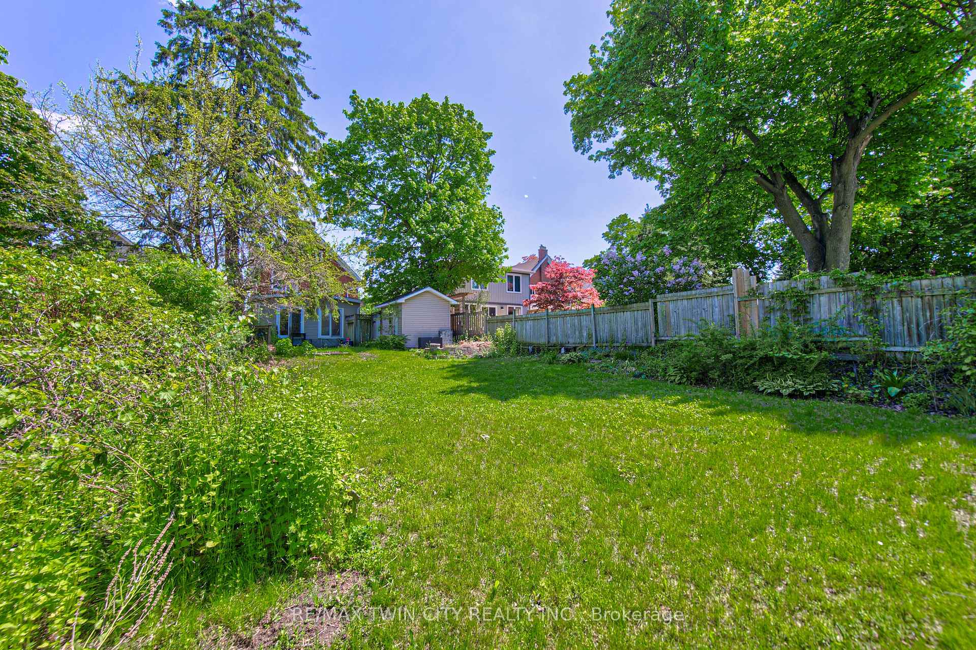Photo 36 of 22 Herlan Avenue, Kitchener, Cherry Hill — HOMEH