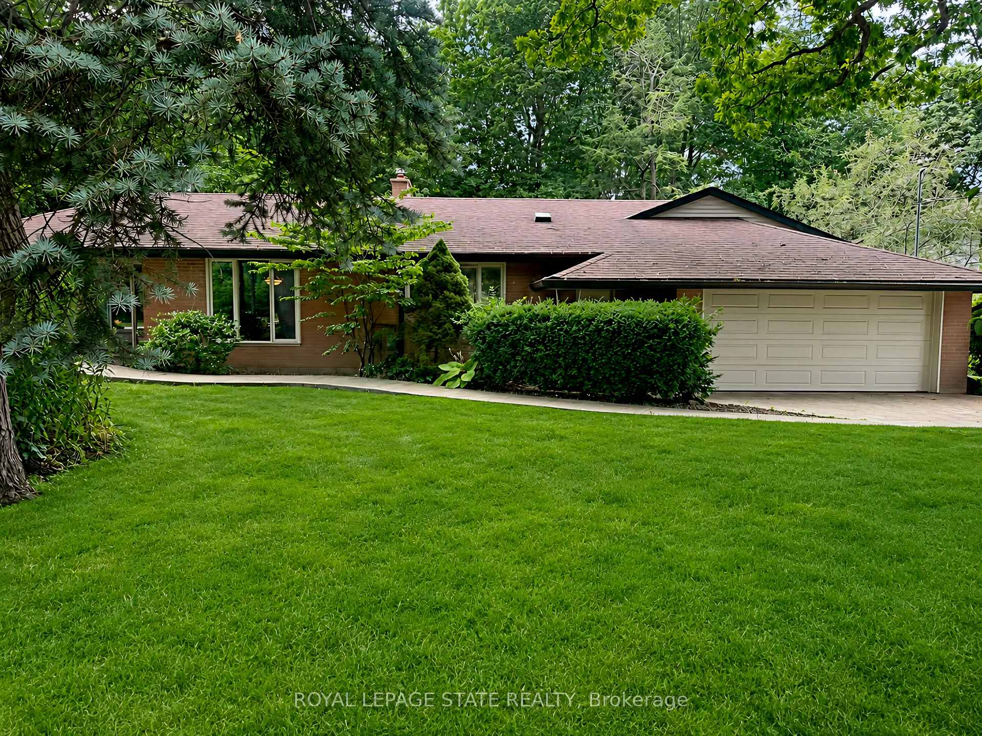 Photo 1 of 44 Colquhoun Crescent, Hamilton, Westcliffe — HOMEH