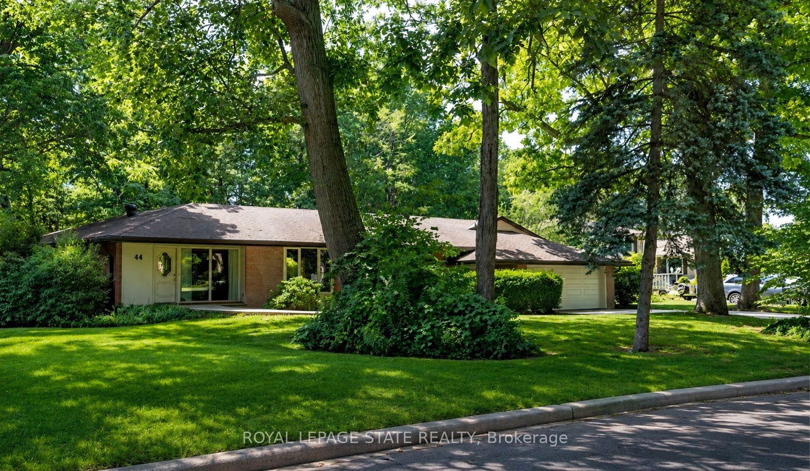 Photo 3 of 44 Colquhoun Crescent, Hamilton, Westcliffe — HOMEH