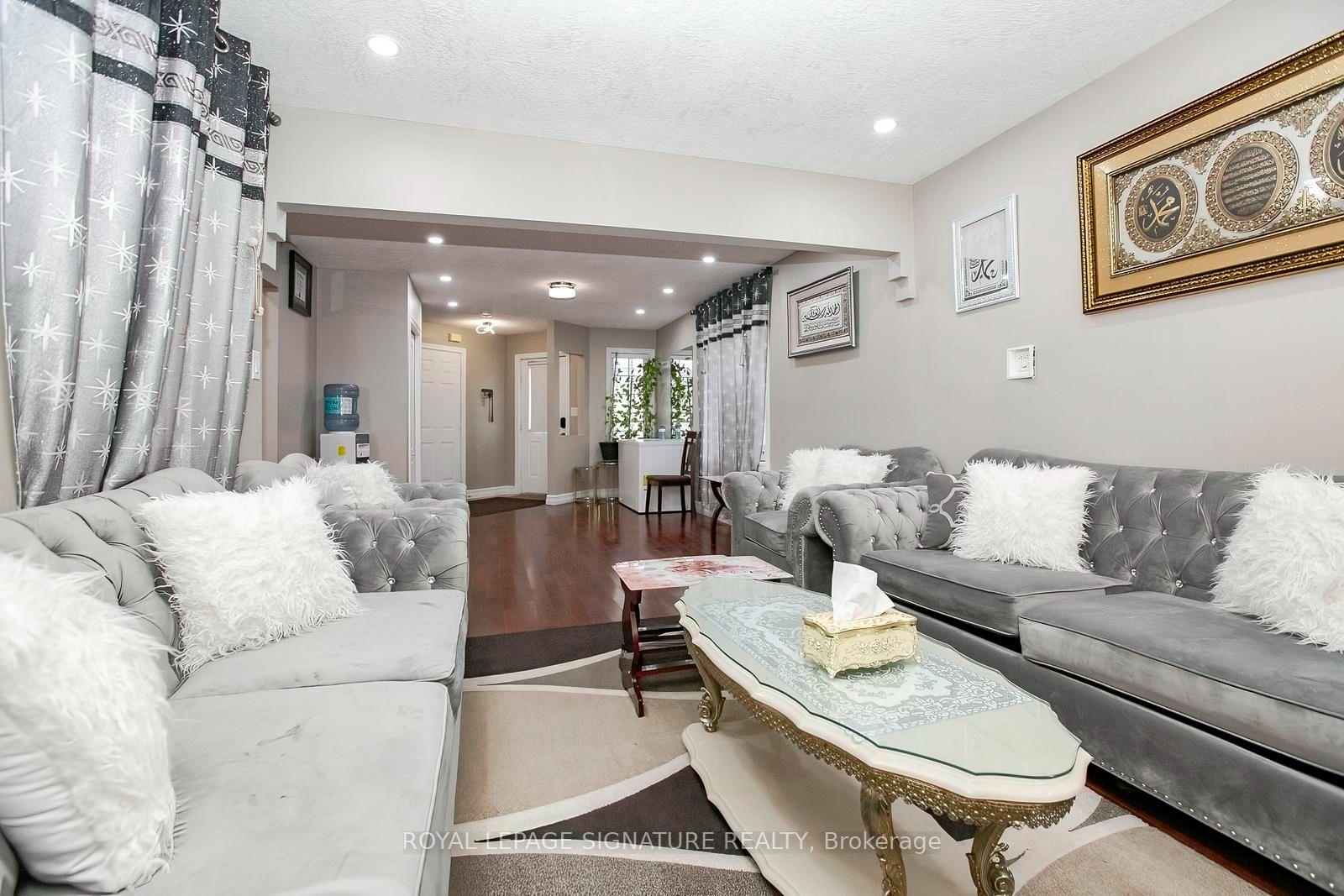 Photo 6 of 107 Glencliffe Court, Kitchener, Grand River North — HOMEH