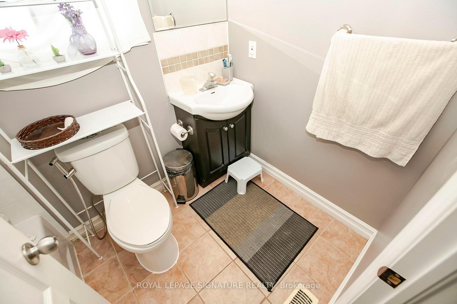 Photo 33 of 107 Glencliffe Court, Kitchener, Grand River North — HOMEH