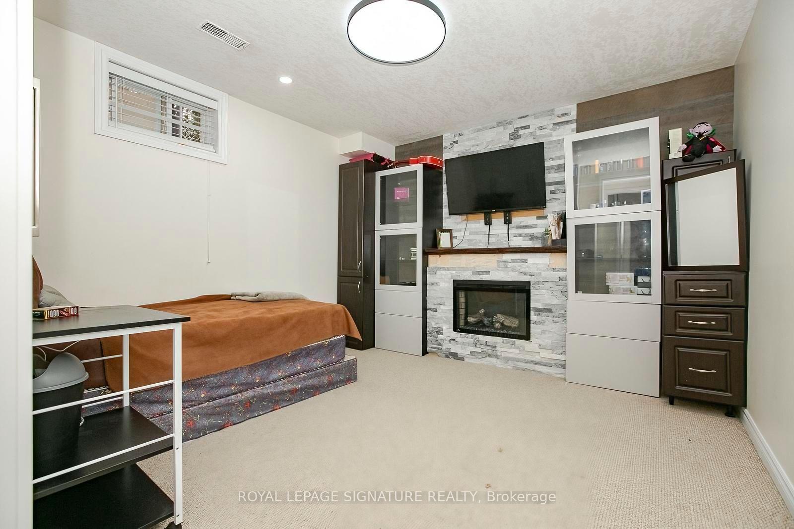 Photo 39 of 107 Glencliffe Court, Kitchener, Grand River North — HOMEH