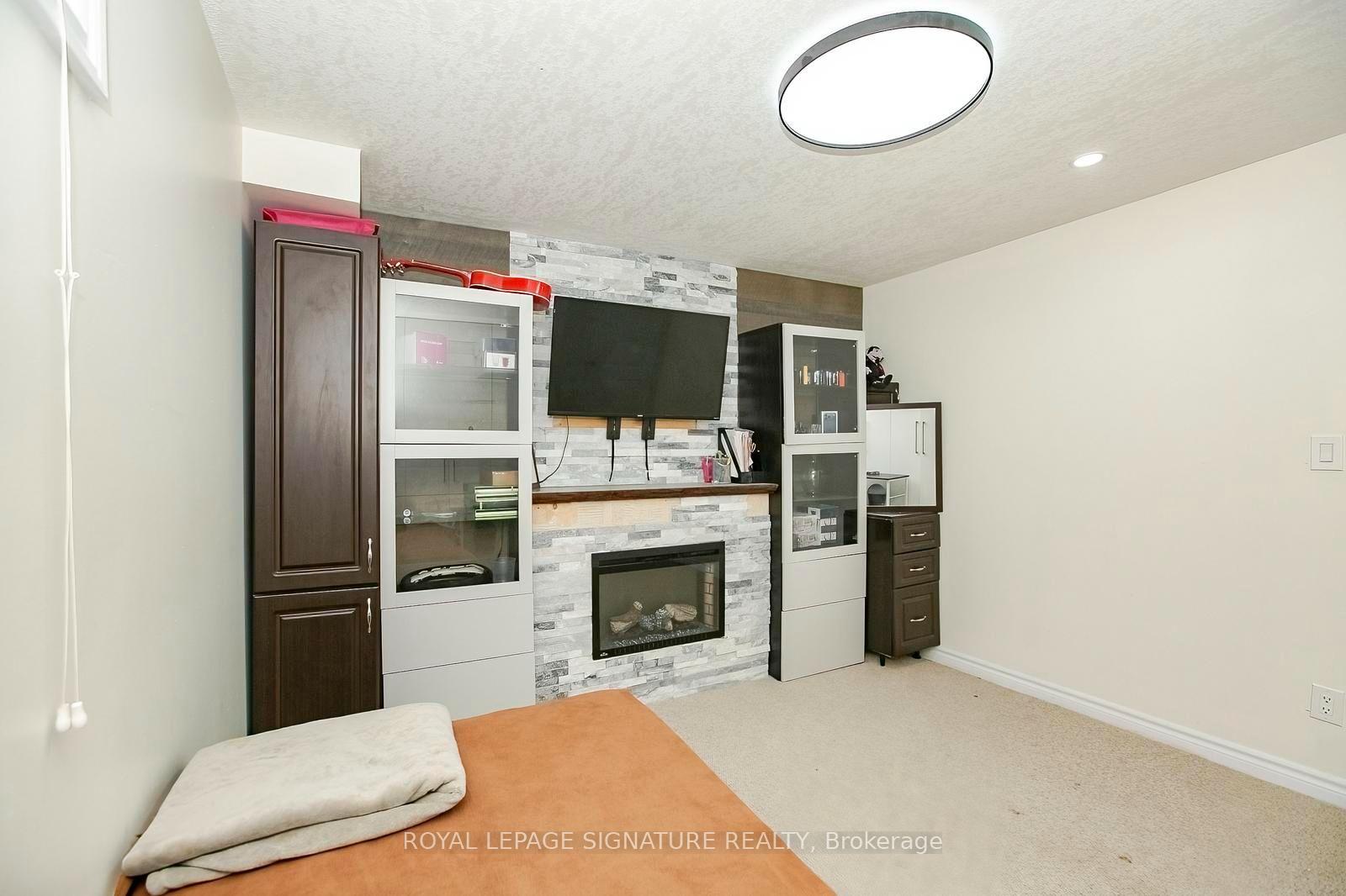 Photo 41 of 107 Glencliffe Court, Kitchener, Grand River North — HOMEH