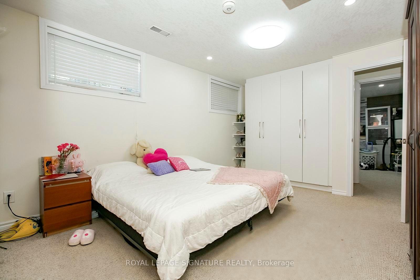 Photo 44 of 107 Glencliffe Court, Kitchener, Grand River North — HOMEH