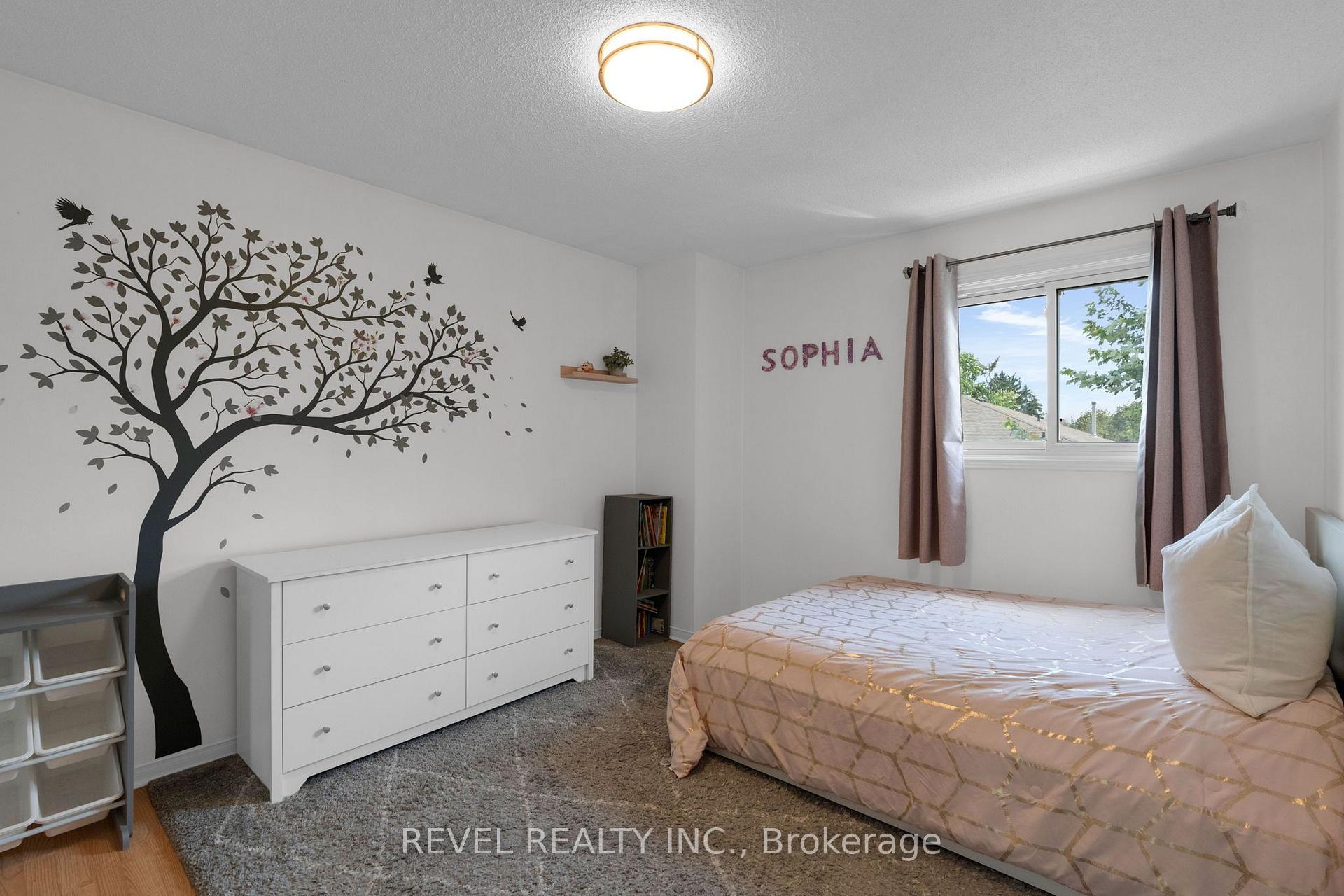 Photo 20 of 7 Penton Drive, Barrie, West Bayfield — HOMEH