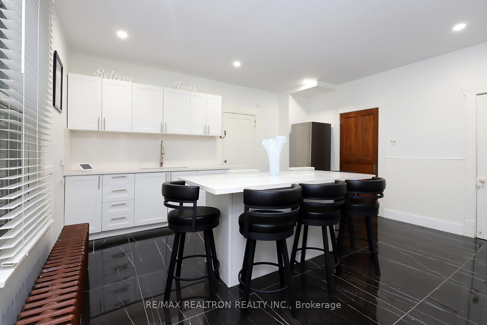 Photo 9 of 18-20 Reuben Street, Aurora, Aurora Village — HOMEH