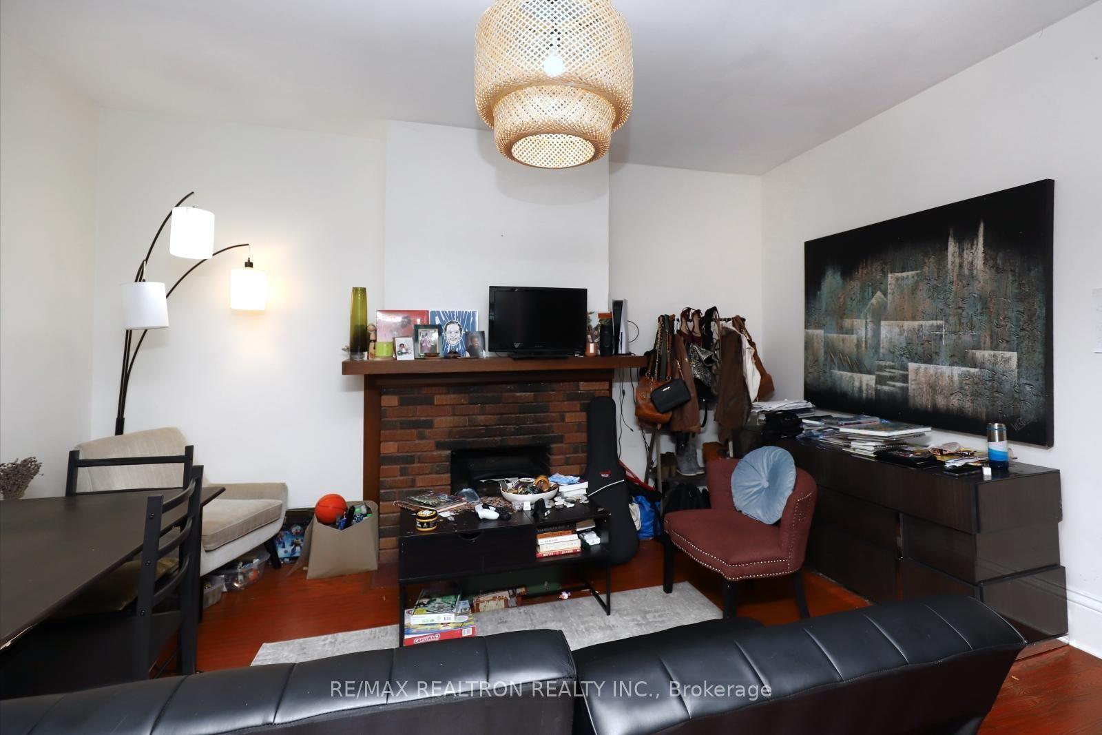 Photo 16 of 18-20 Reuben Street, Aurora, Aurora Village — HOMEH