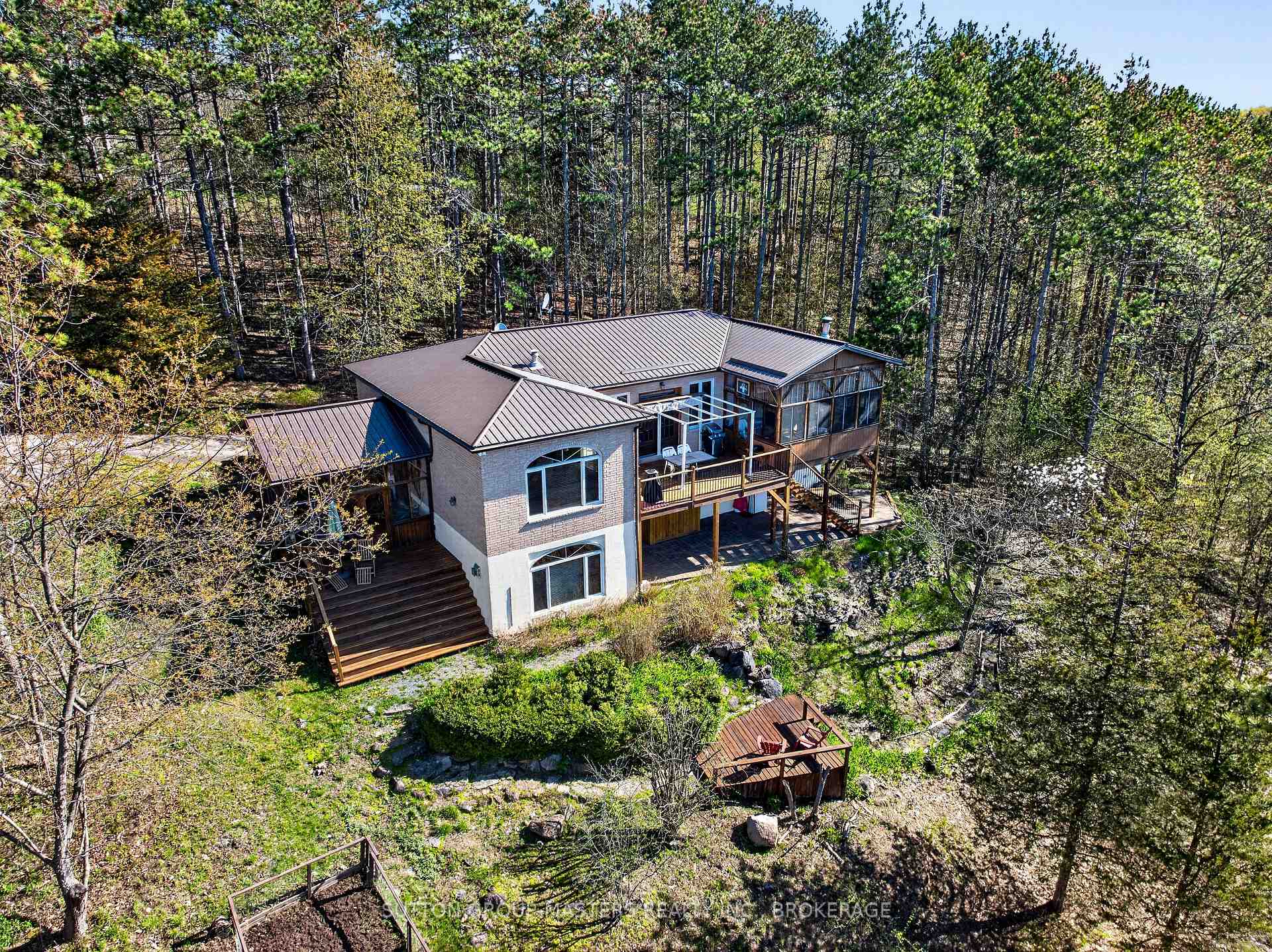 Photo 41 of 715 North Shore Road, Rideau Lakes, Rideau Lakes (North Crosby) Twp — HOMEH