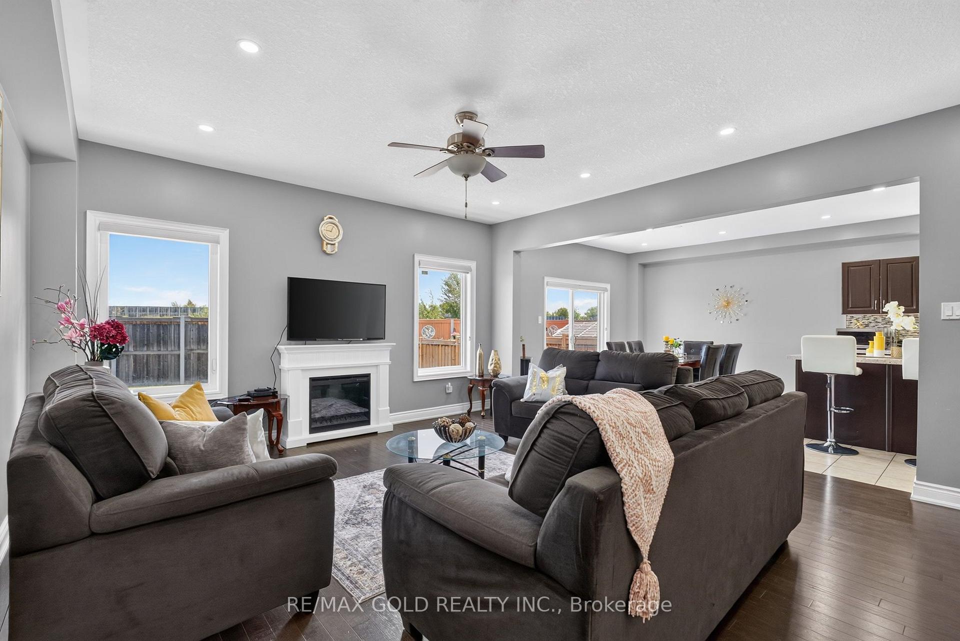 Photo 6 of 11 Jones Street, New Tecumseth, Alliston — HOMEH