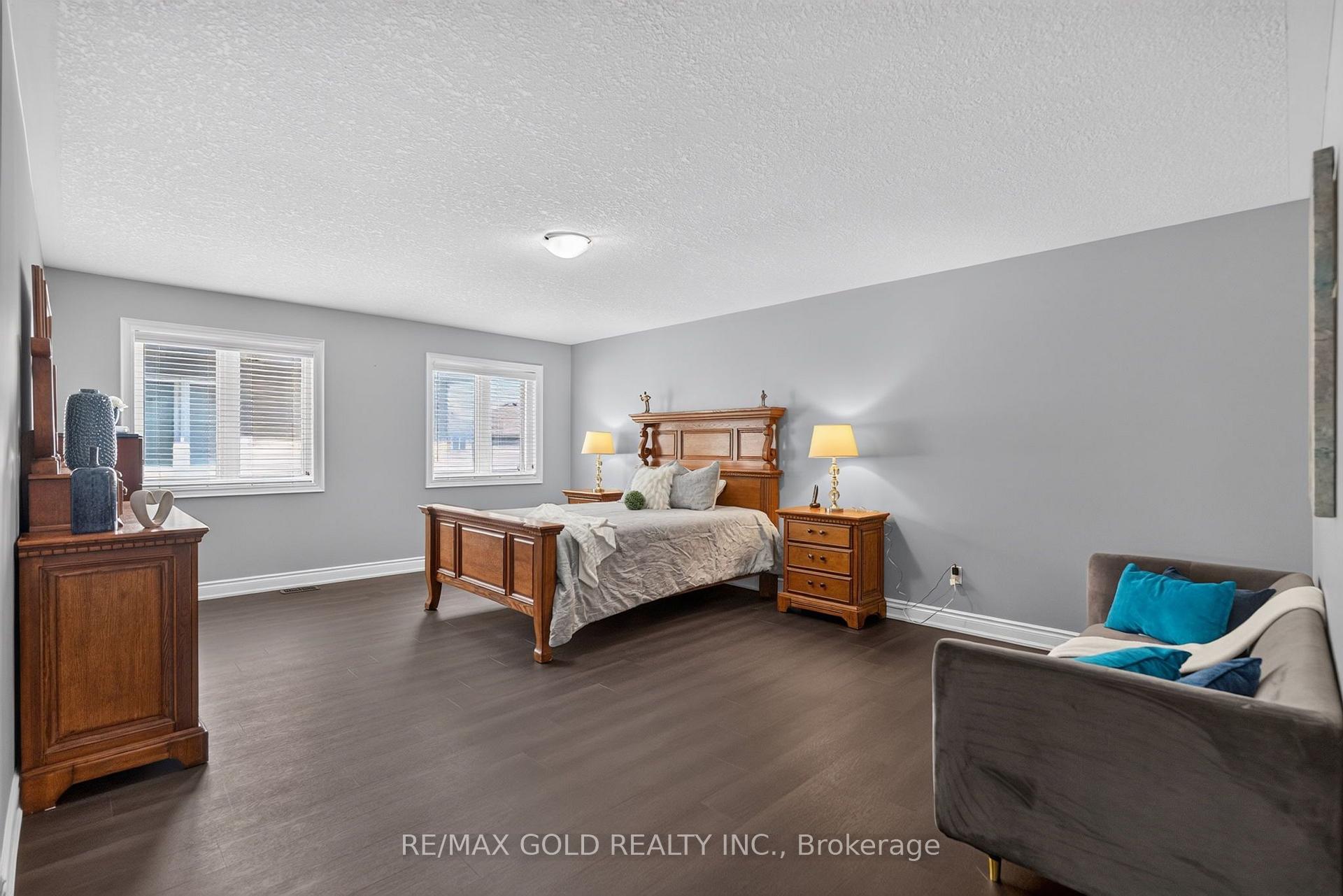 Photo 17 of 11 Jones Street, New Tecumseth, Alliston — HOMEH