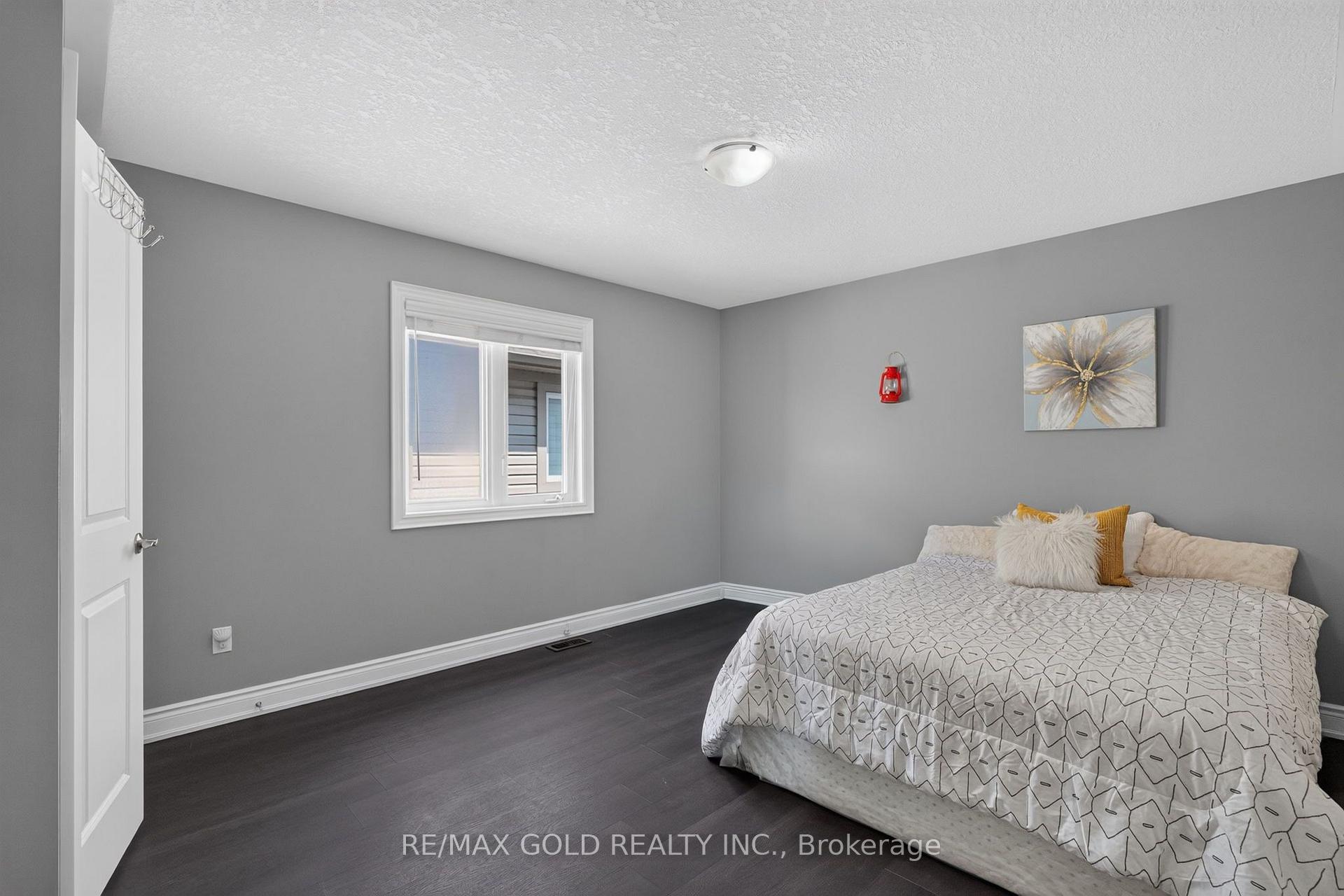Photo 20 of 11 Jones Street, New Tecumseth, Alliston — HOMEH