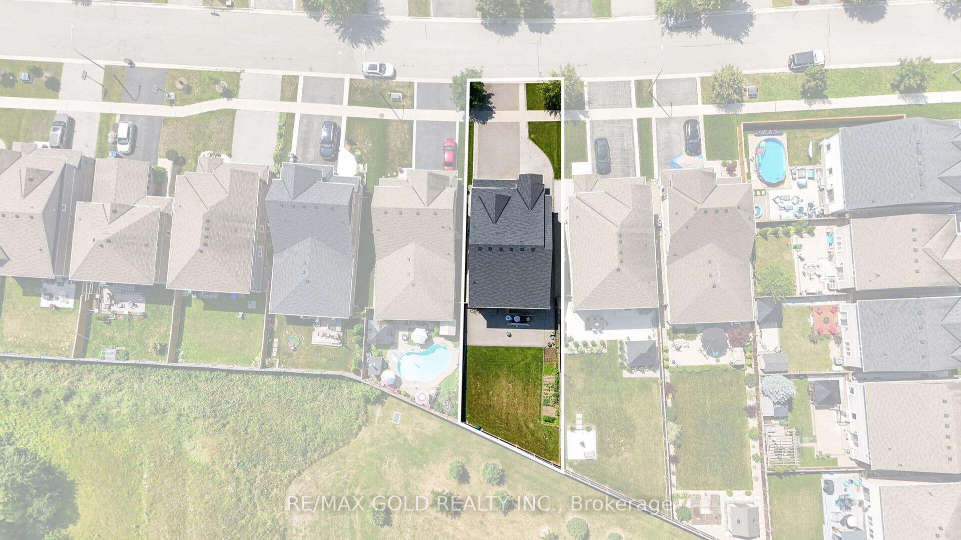 Photo 38 of 11 Jones Street, New Tecumseth, Alliston — HOMEH