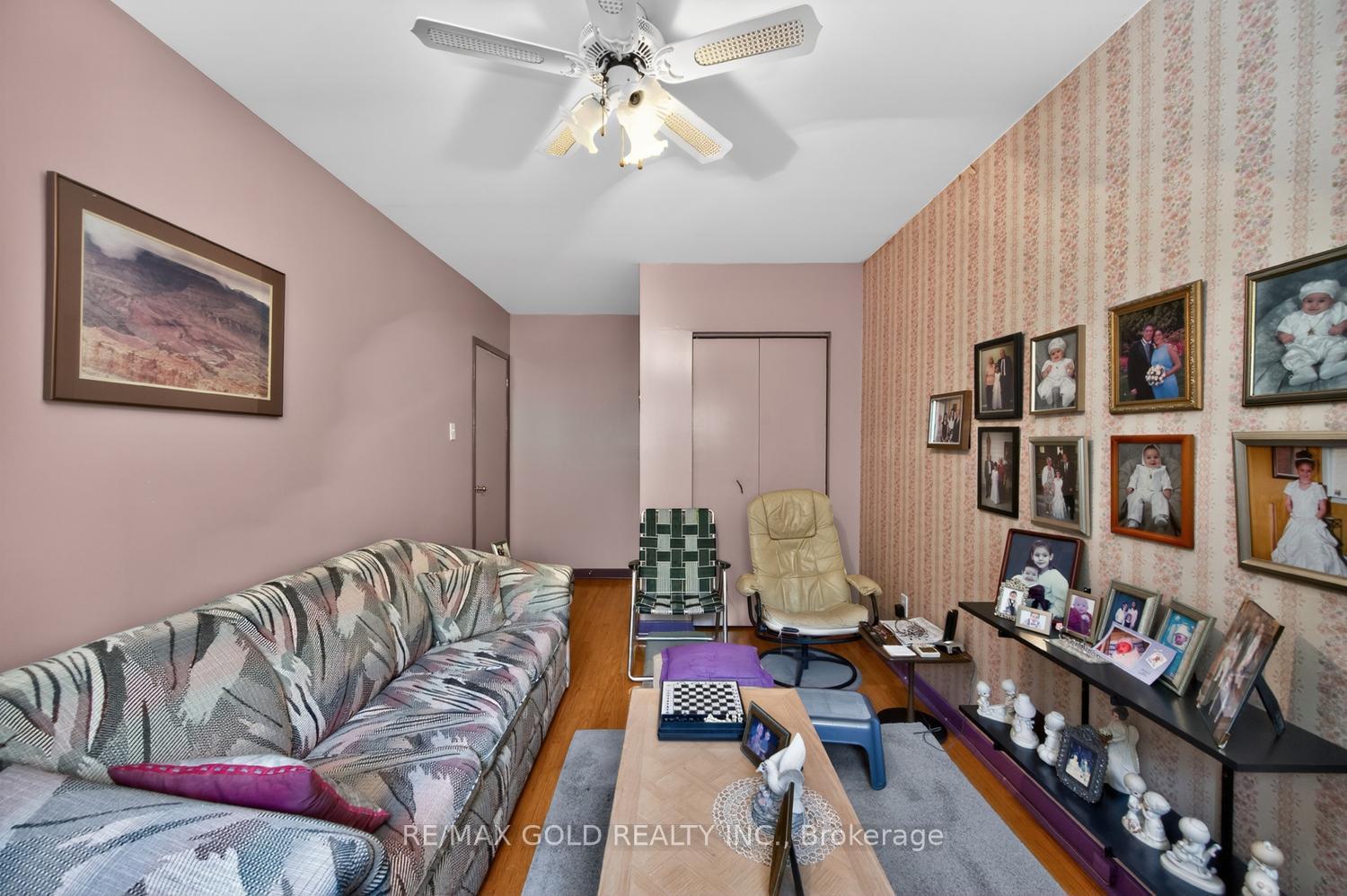 Photo 26 of 7488 Discus Crescent, Mississauga, Malton — HOMEH