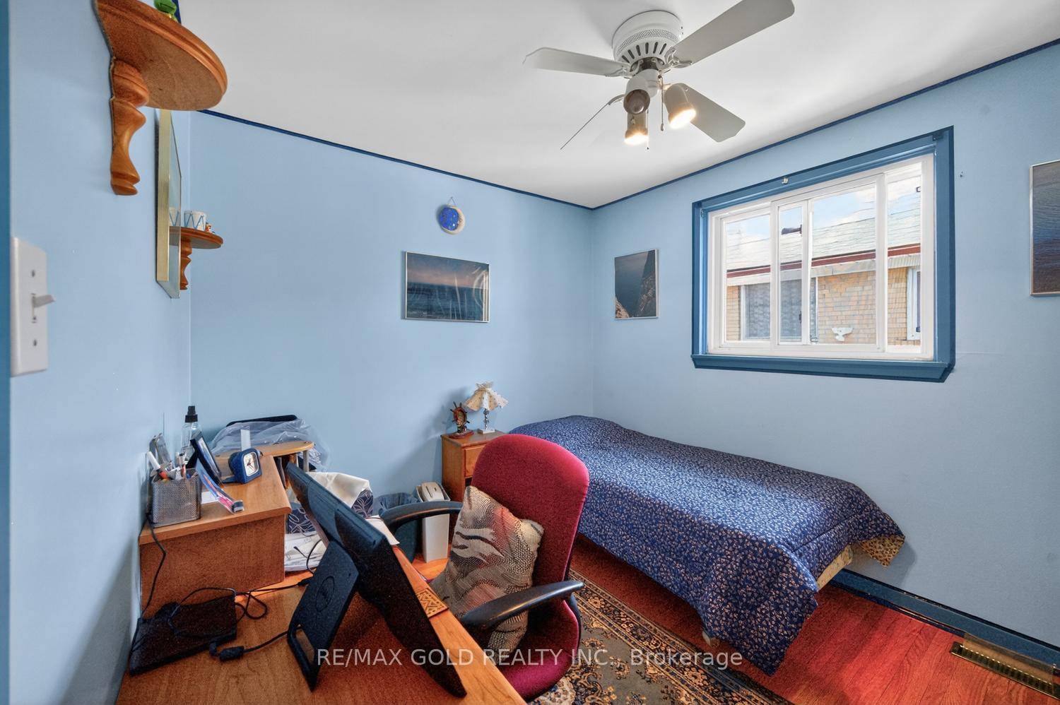 Photo 29 of 7488 Discus Crescent, Mississauga, Malton — HOMEH