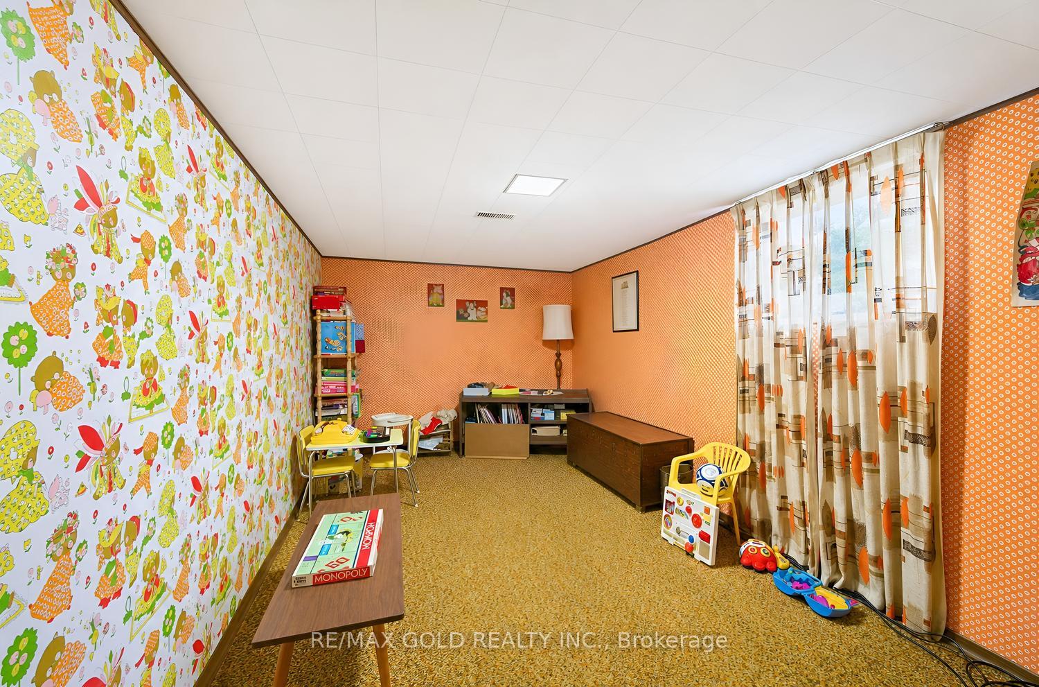 Photo 35 of 7488 Discus Crescent, Mississauga, Malton — HOMEH