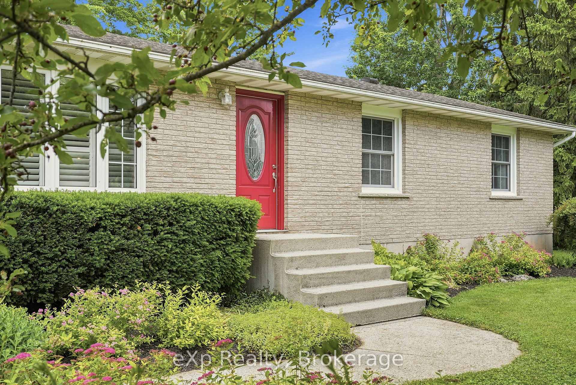 Photo 4 of 313 Bruce 15 Road, Brockton — HOMEH