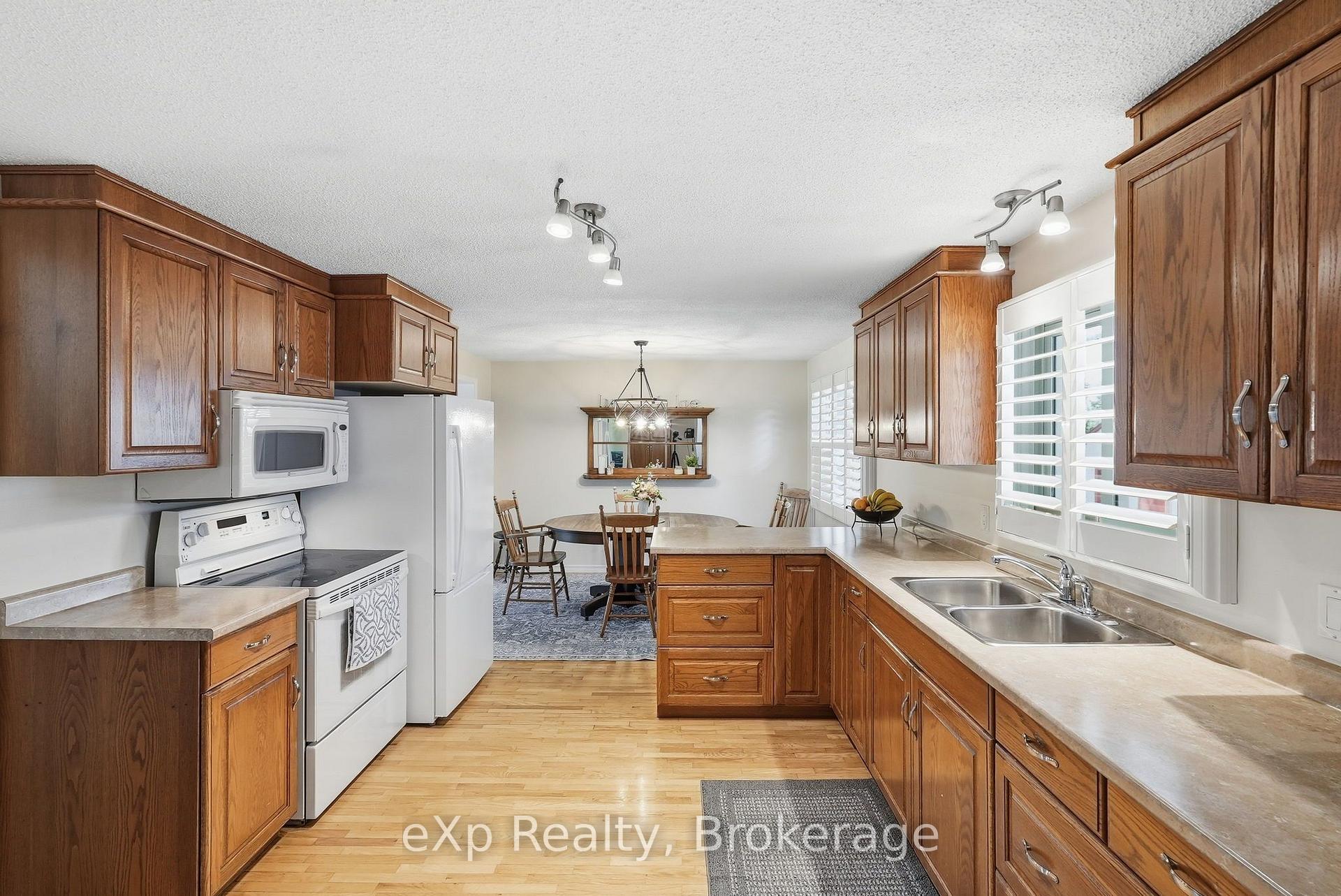 Photo 11 of 313 Bruce 15 Road, Brockton — HOMEH