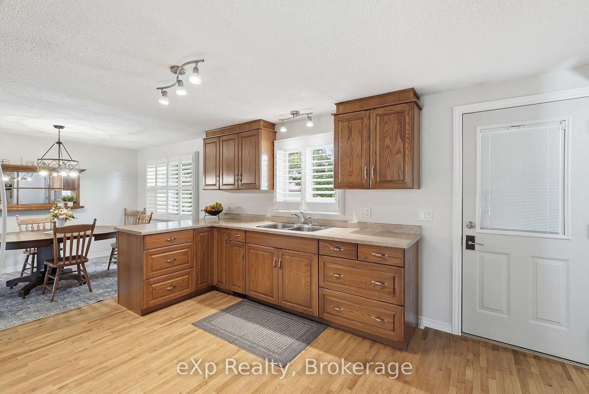 Photo 13 of 313 Bruce 15 Road, Brockton — HOMEH