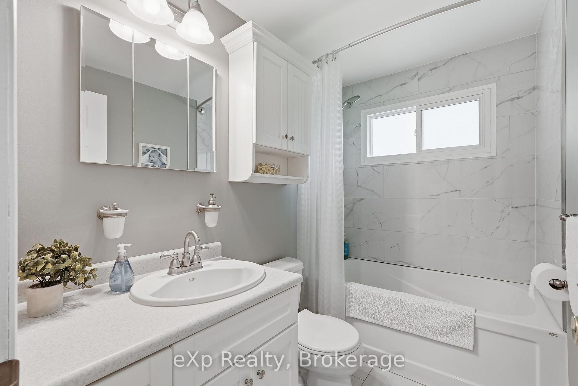 Photo 18 of 313 Bruce 15 Road, Brockton — HOMEH