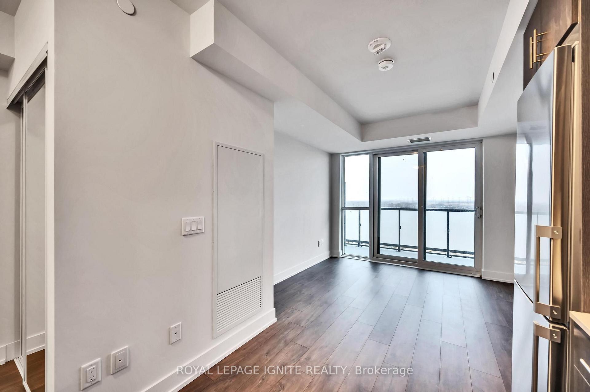 Photo 5 of Unit 905, 2550 Simcoe Street N, Oshawa, Windfields — HOMEH