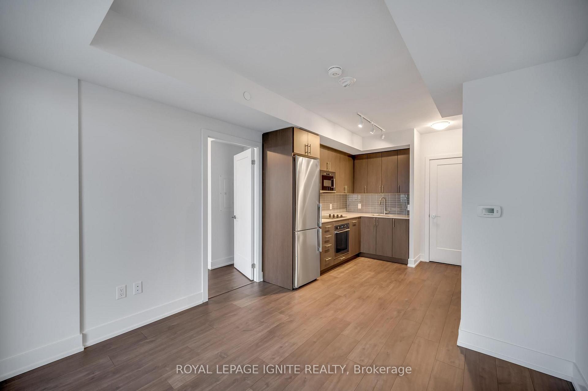 Photo 10 of Unit 905, 2550 Simcoe Street N, Oshawa, Windfields — HOMEH