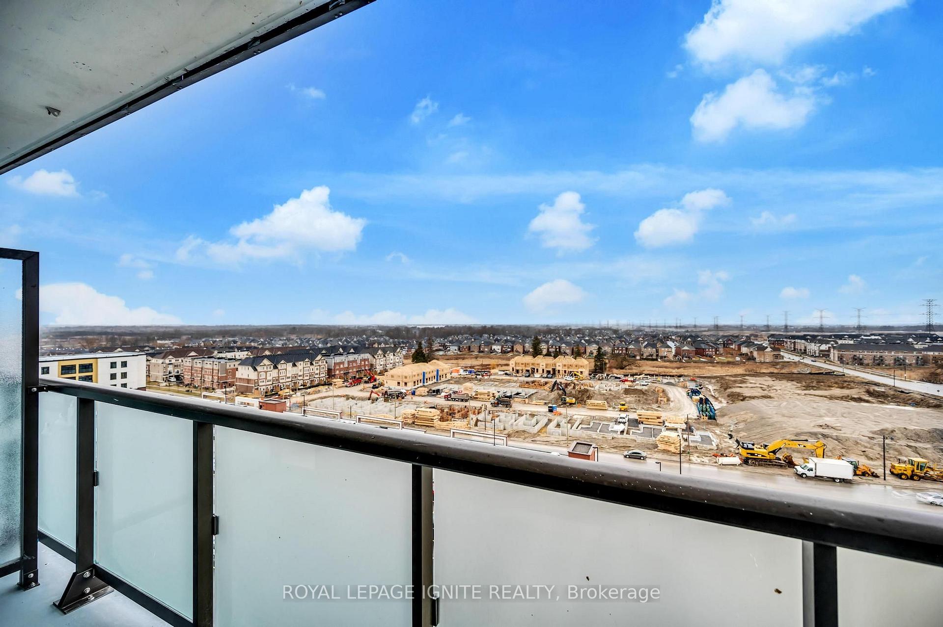 Photo 12 of Unit 905, 2550 Simcoe Street N, Oshawa, Windfields — HOMEH