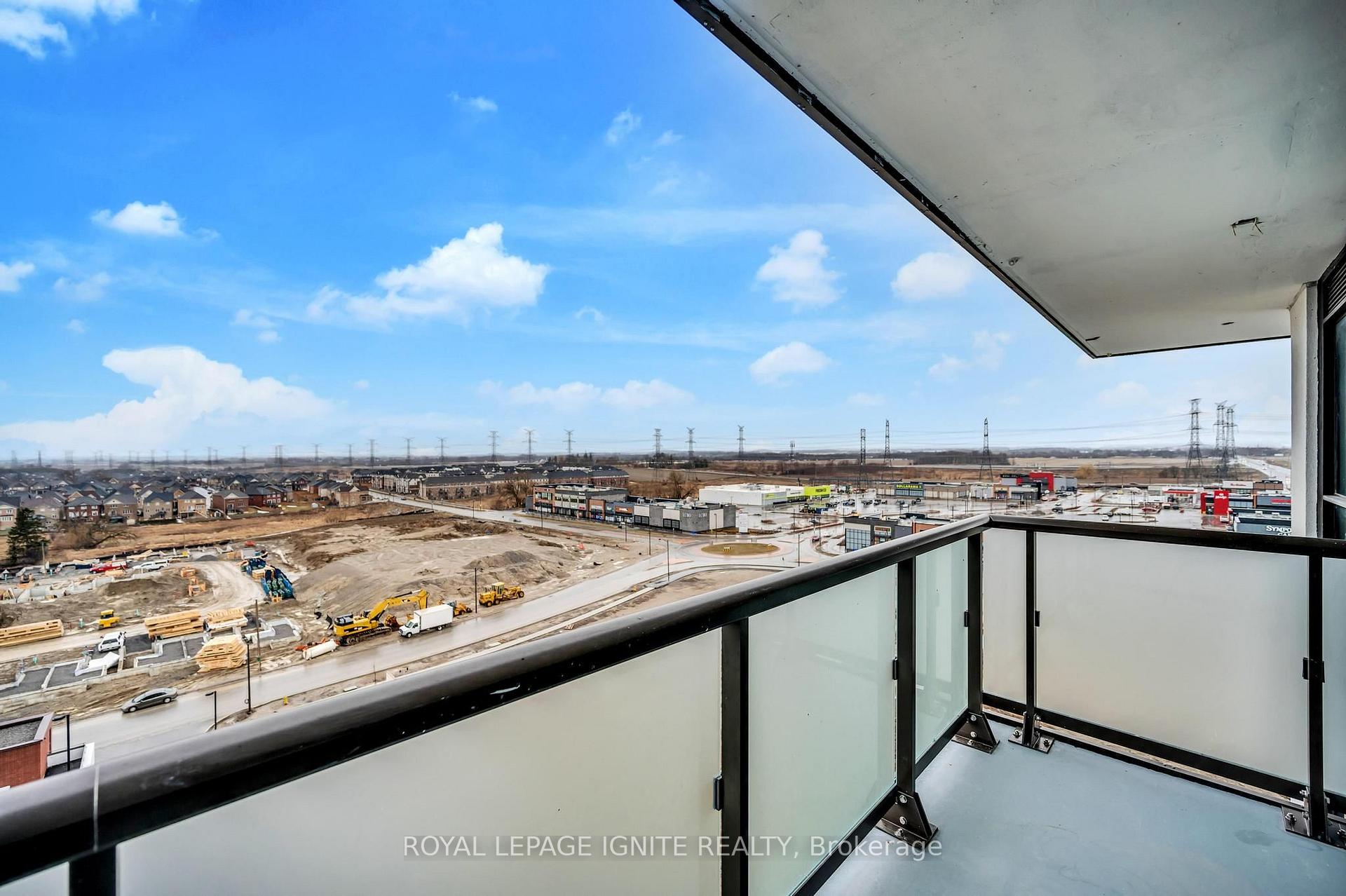 Photo 13 of Unit 905, 2550 Simcoe Street N, Oshawa, Windfields — HOMEH