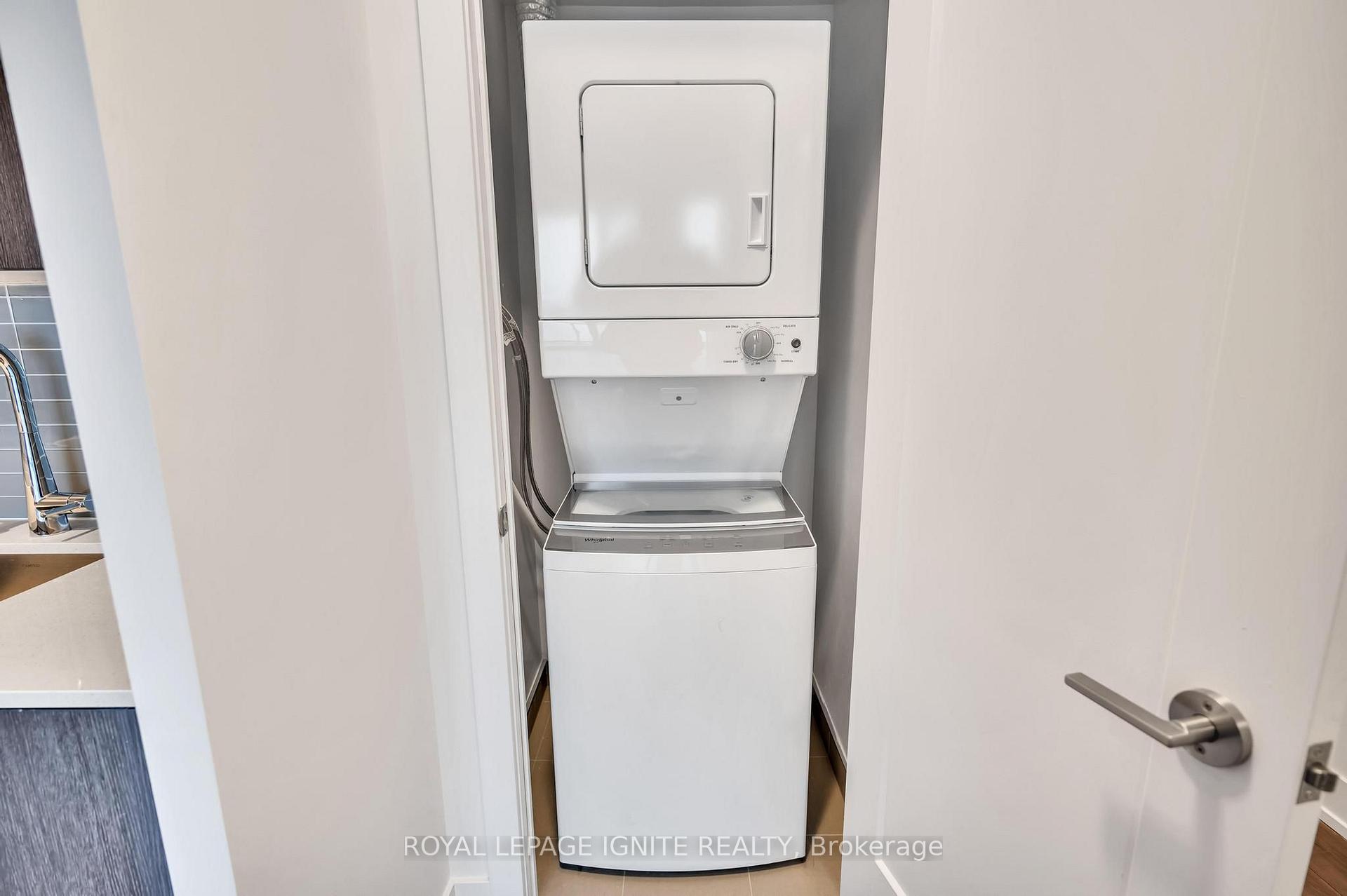 Photo 22 of Unit 905, 2550 Simcoe Street N, Oshawa, Windfields — HOMEH