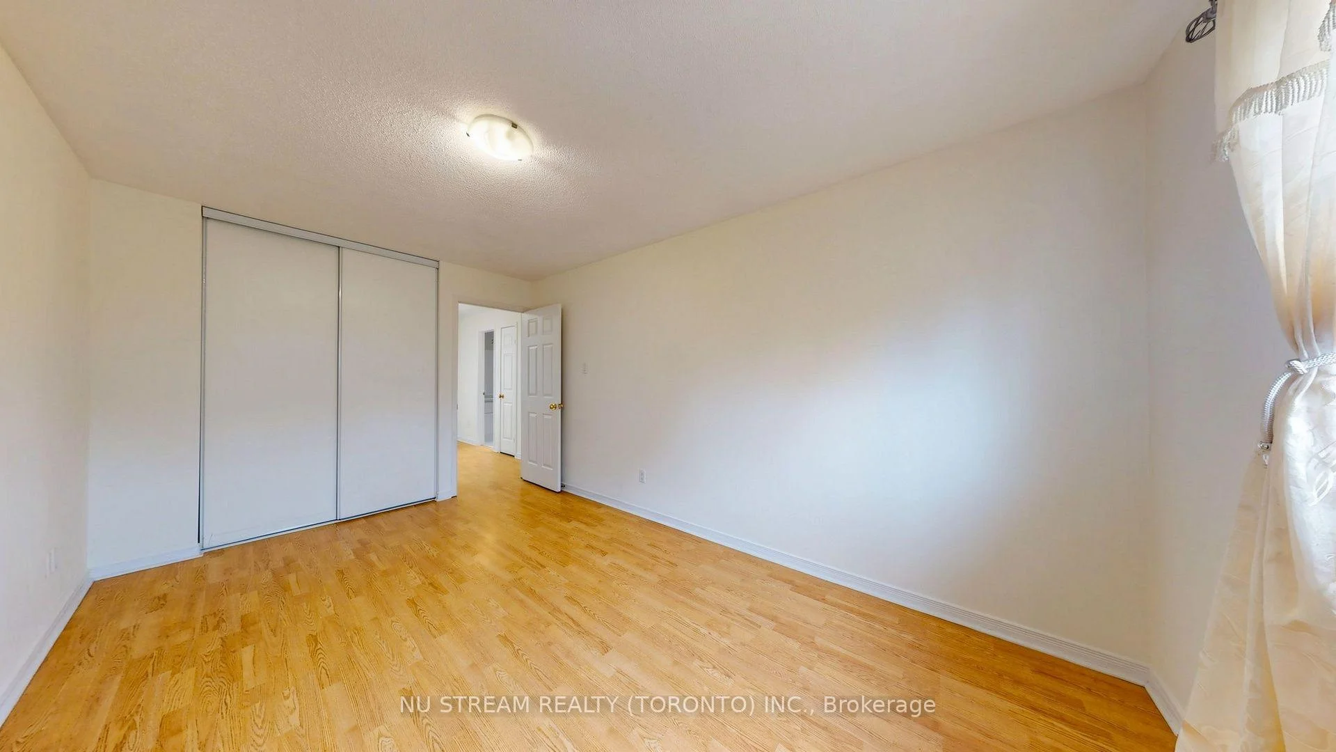Photo 33 of 154 Markville Road, Markham, Markville — HOMEH