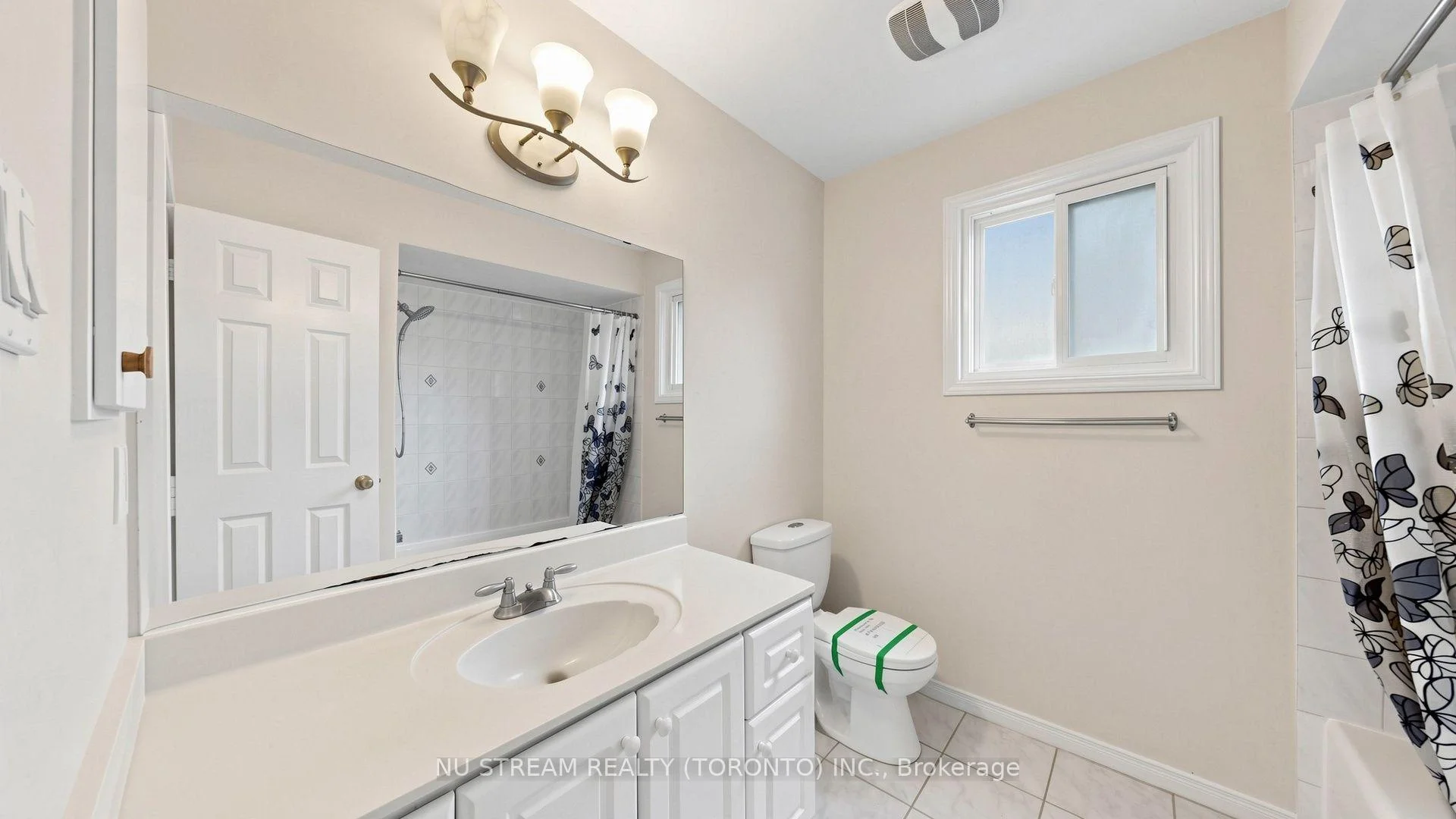 Photo 34 of 154 Markville Road, Markham, Markville — HOMEH
