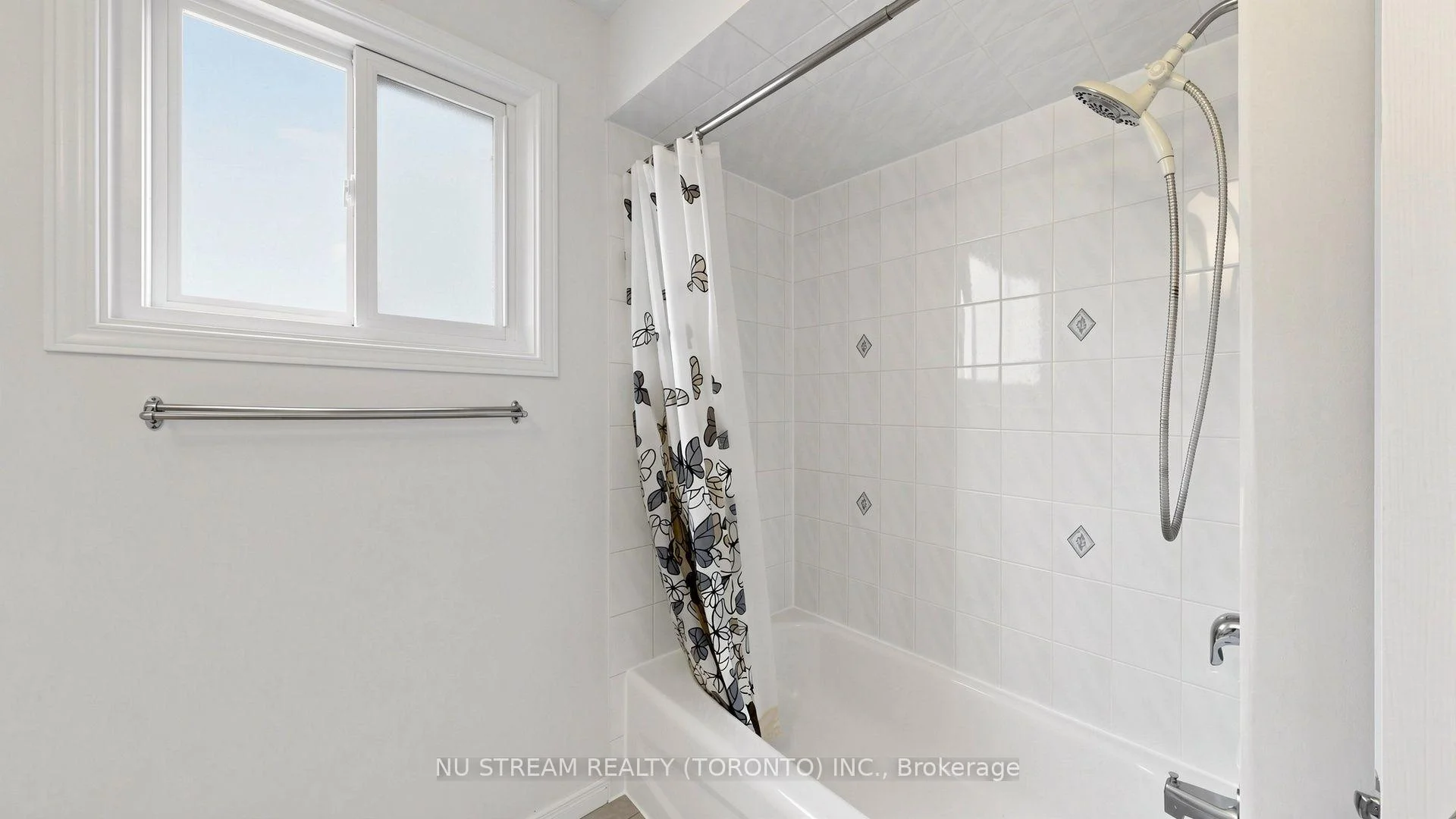 Photo 35 of 154 Markville Road, Markham, Markville — HOMEH