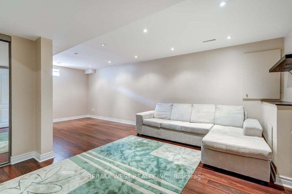 Photo 18 of 7265 Sandhurst Drive, Mississauga, Lisgar — HOMEH