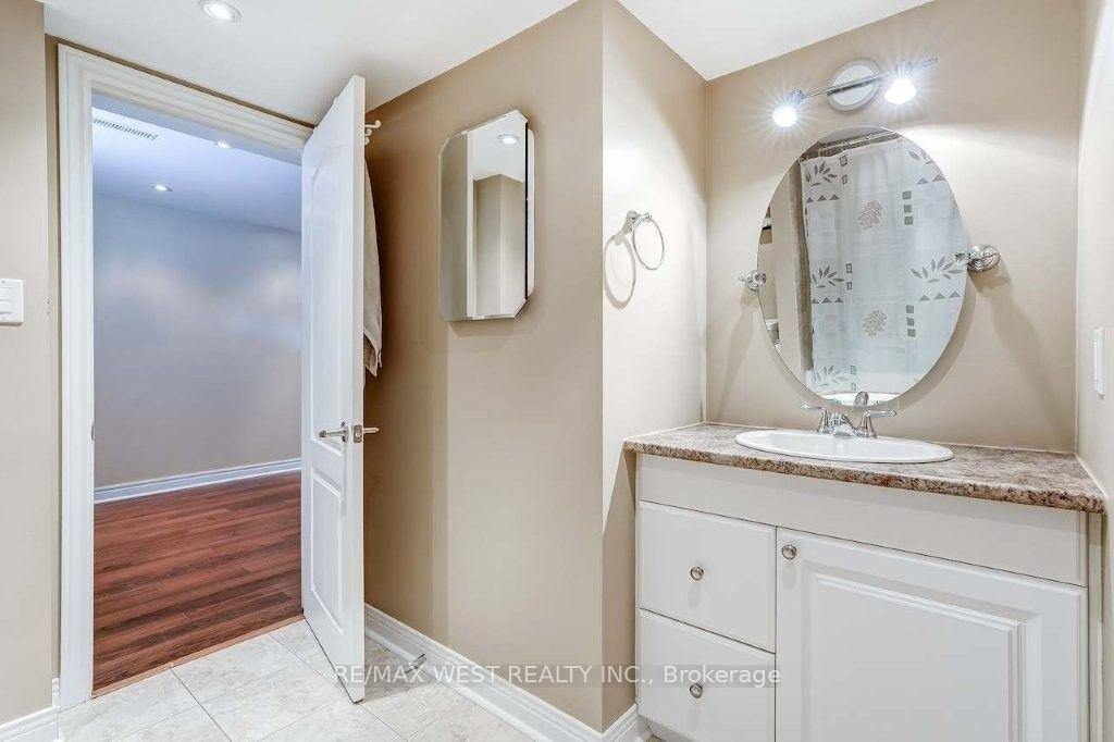 Photo 21 of 7265 Sandhurst Drive, Mississauga, Lisgar — HOMEH