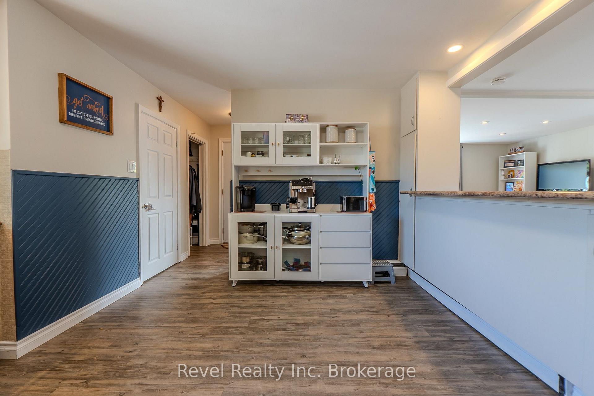 Photo 22 of 257 Lee Avenue, North Bay, Ferris — HOMEH