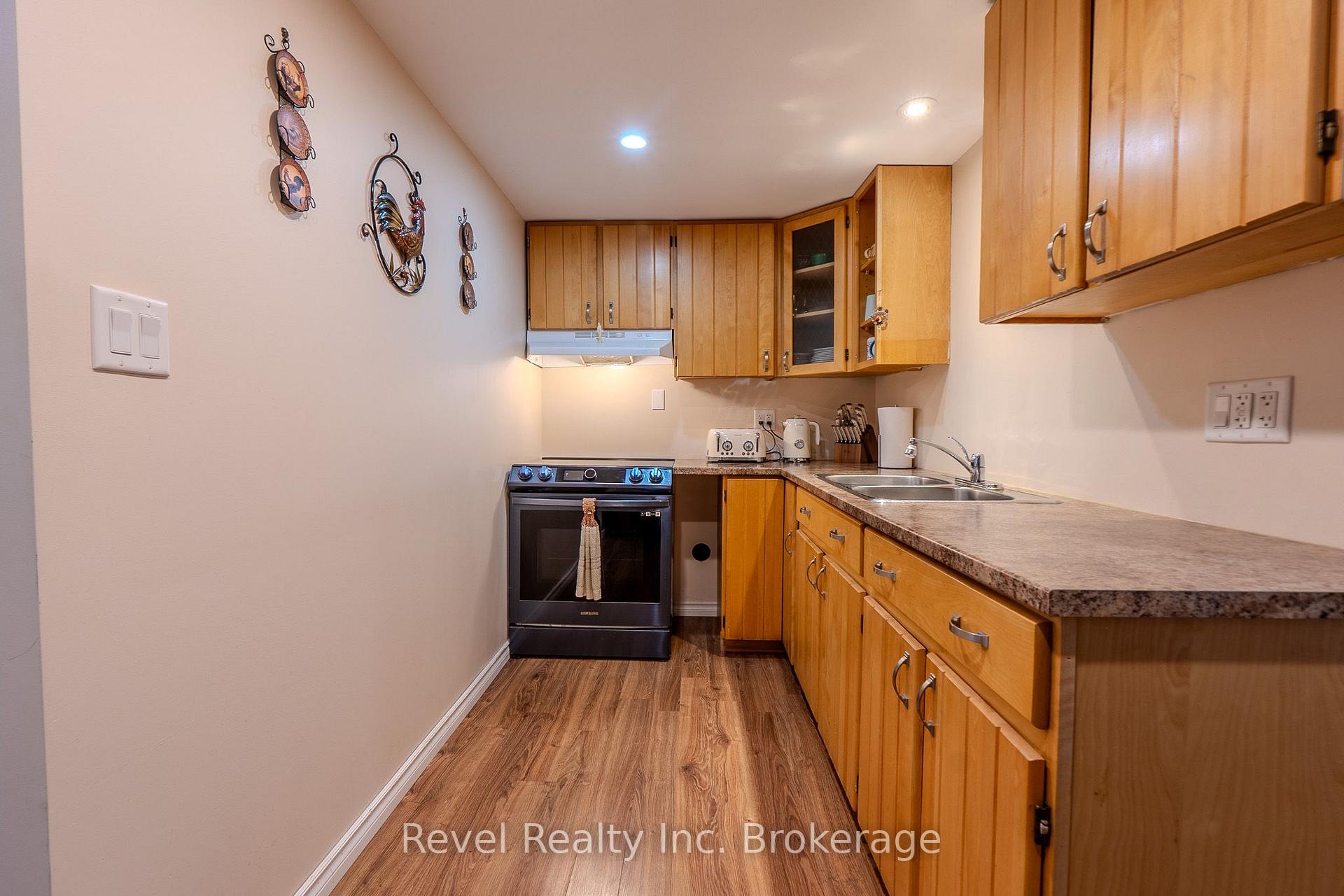 Photo 37 of 257 Lee Avenue, North Bay, Ferris — HOMEH