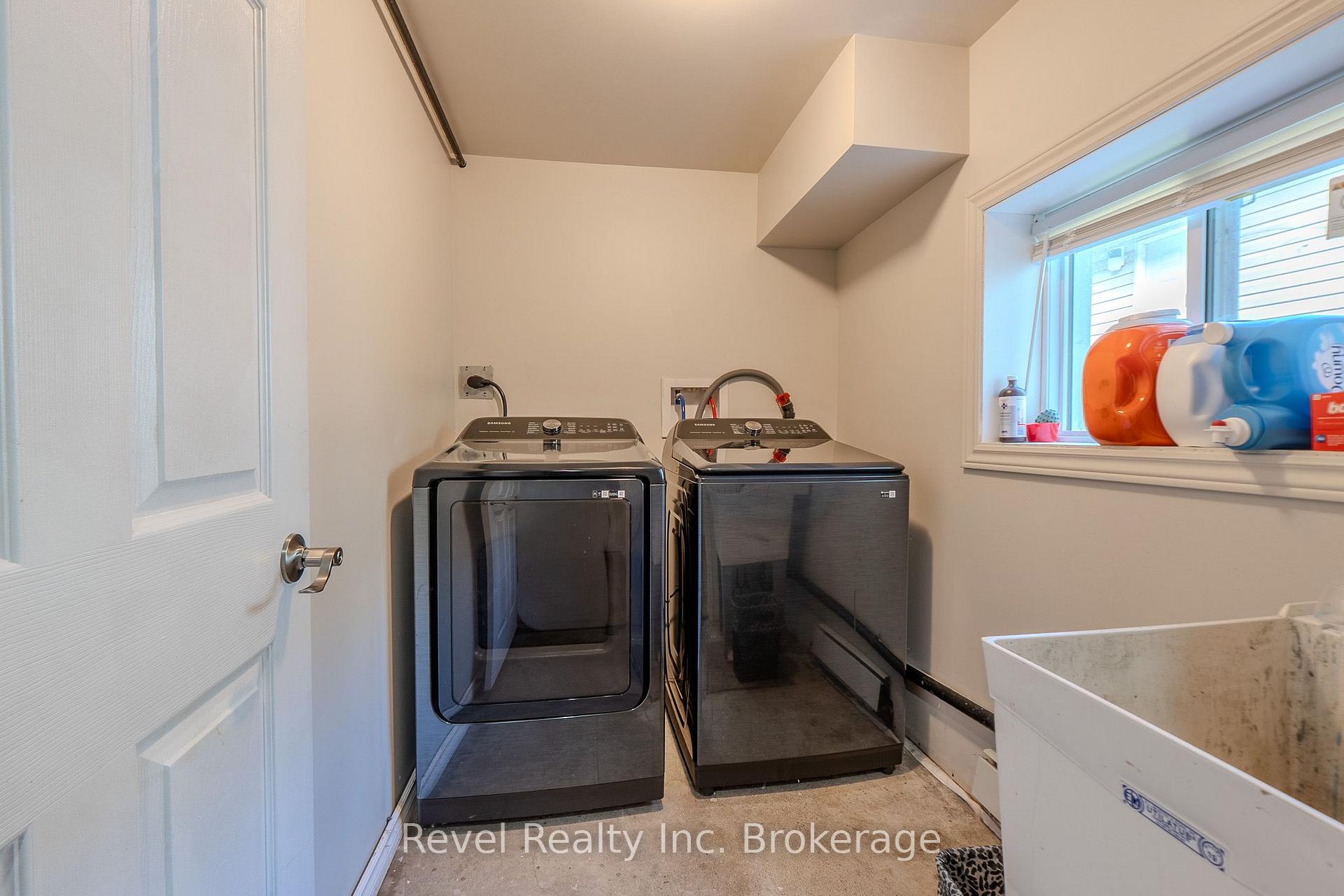 Photo 44 of 257 Lee Avenue, North Bay, Ferris — HOMEH