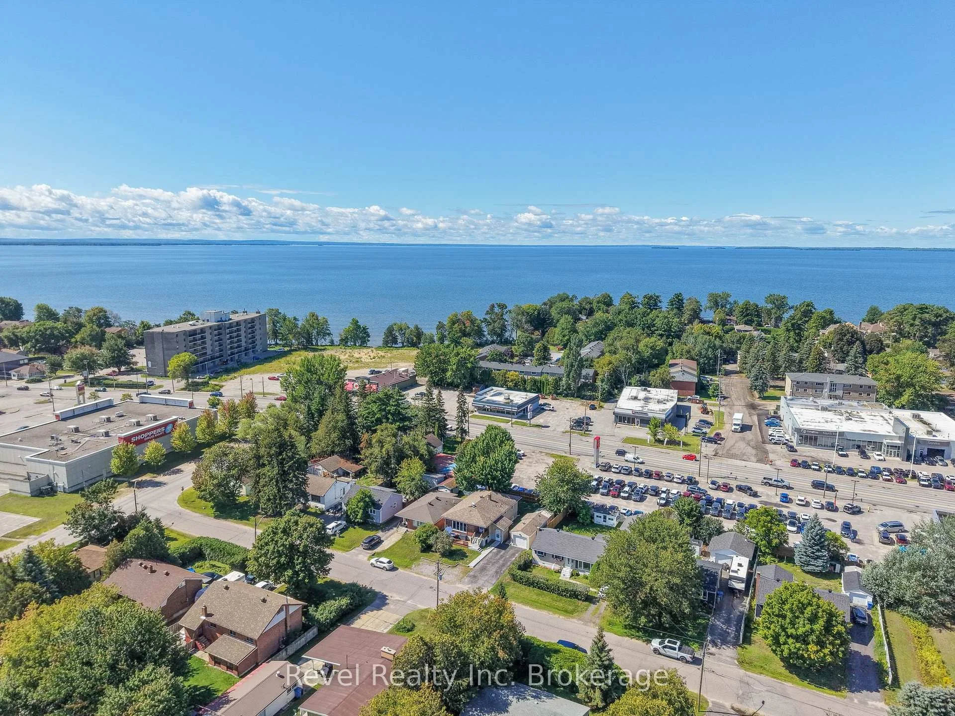 Photo 2 of 257 Lee Avenue, North Bay, Ferris — HOMEH