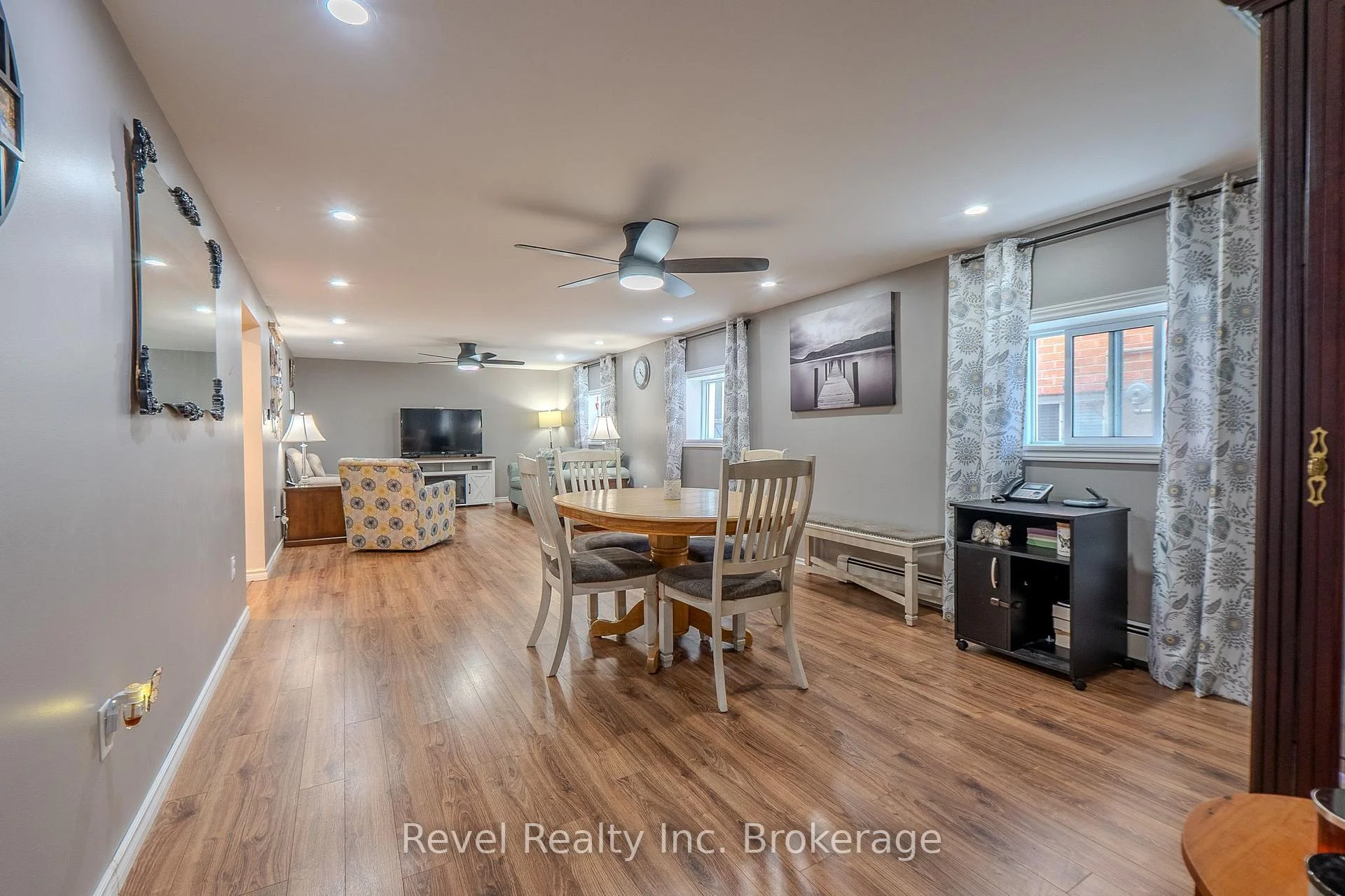Photo 31 of 257 Lee Avenue, North Bay, Ferris — HOMEH
