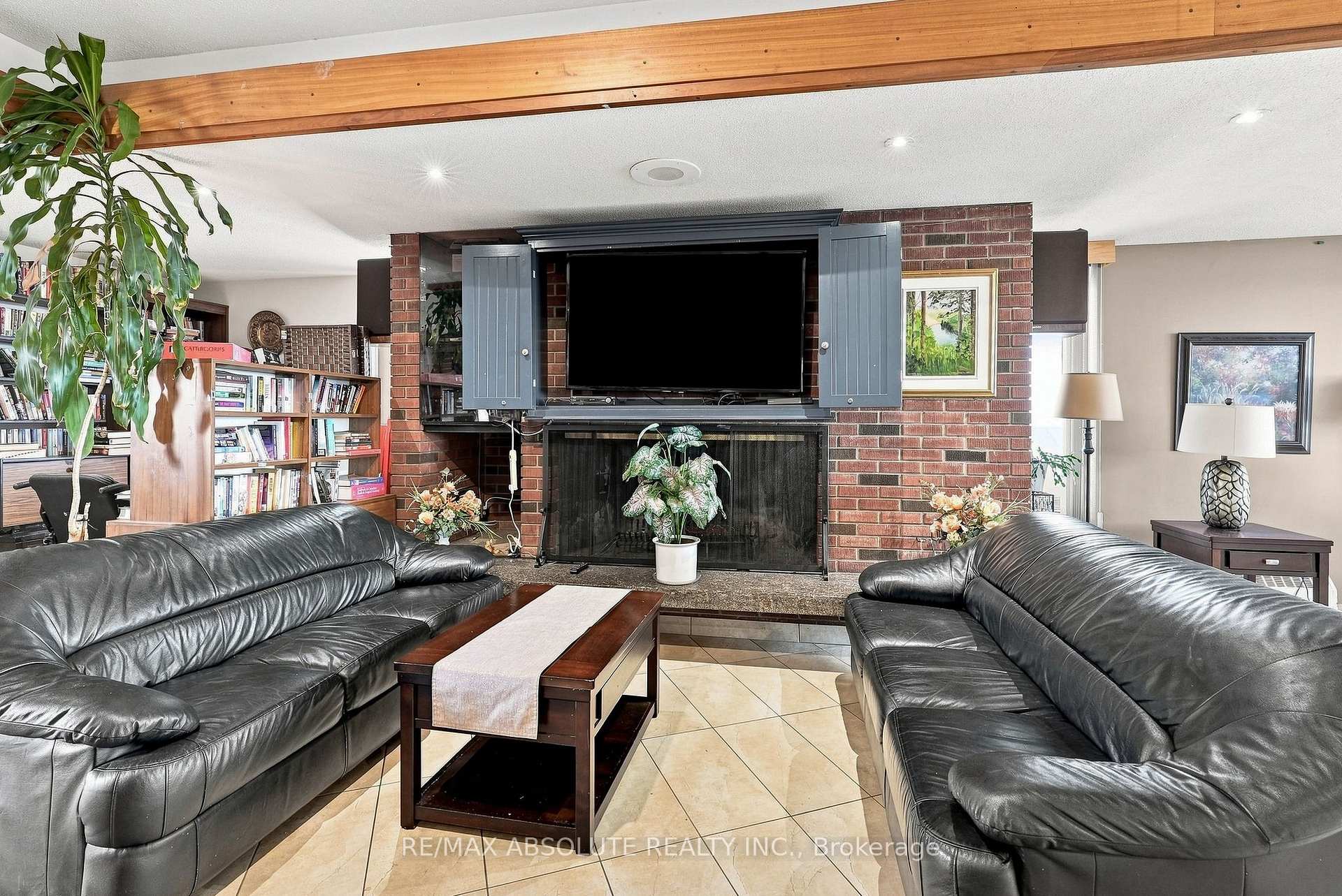 Photo 29 of 20 Chesterton Drive, Ottawa, Borden Farm/Stewart Farm/Carleton Heights/Parkwood Hills — HOMEH