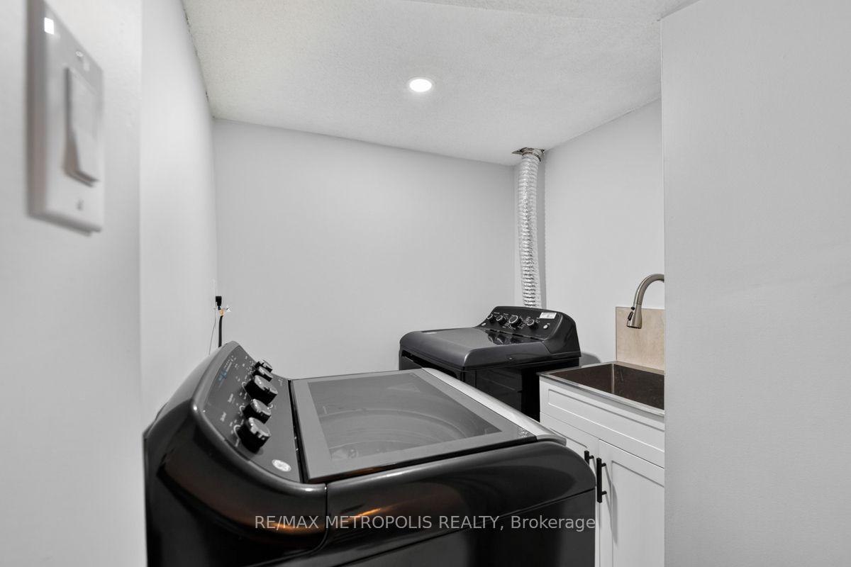 Photo 3 of Unit BSMT, 32 Summerlea Street, Markham, Middlefield — HOMEH