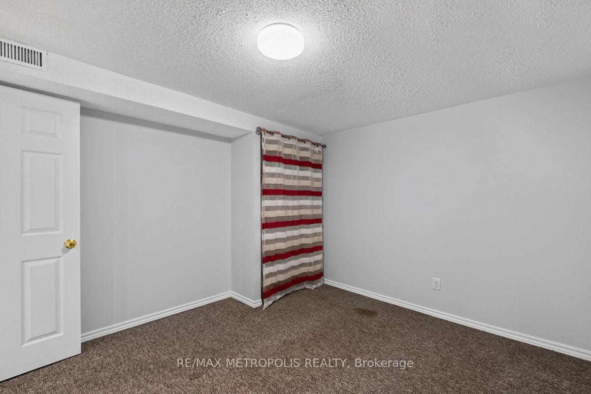 Photo 18 of Unit BSMT, 32 Summerlea Street, Markham, Middlefield — HOMEH