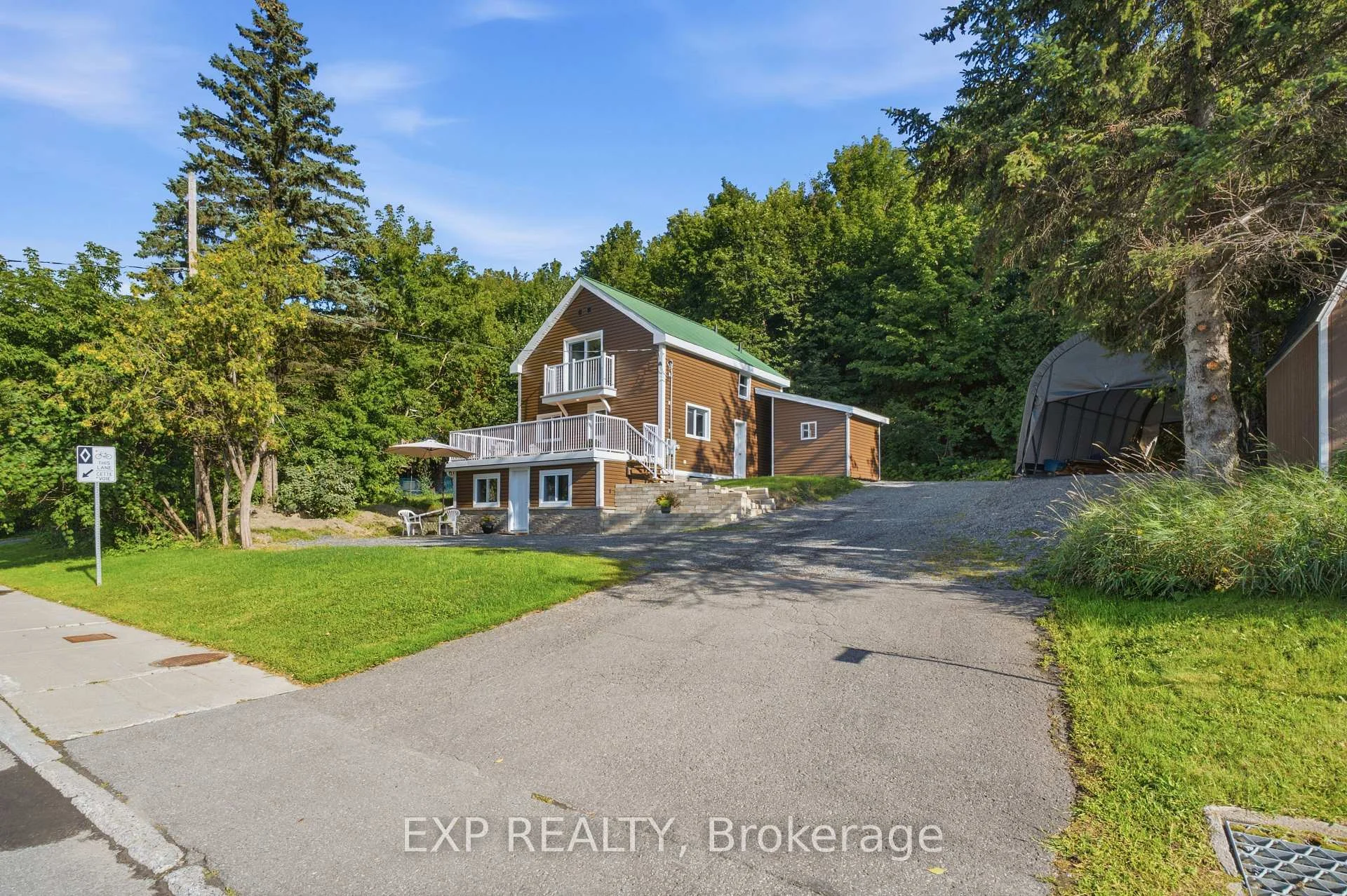 Photo 3 of 3460 St Joseph Boulevard, Ottawa, Fallingbrook/Ridgemount — HOMEH
