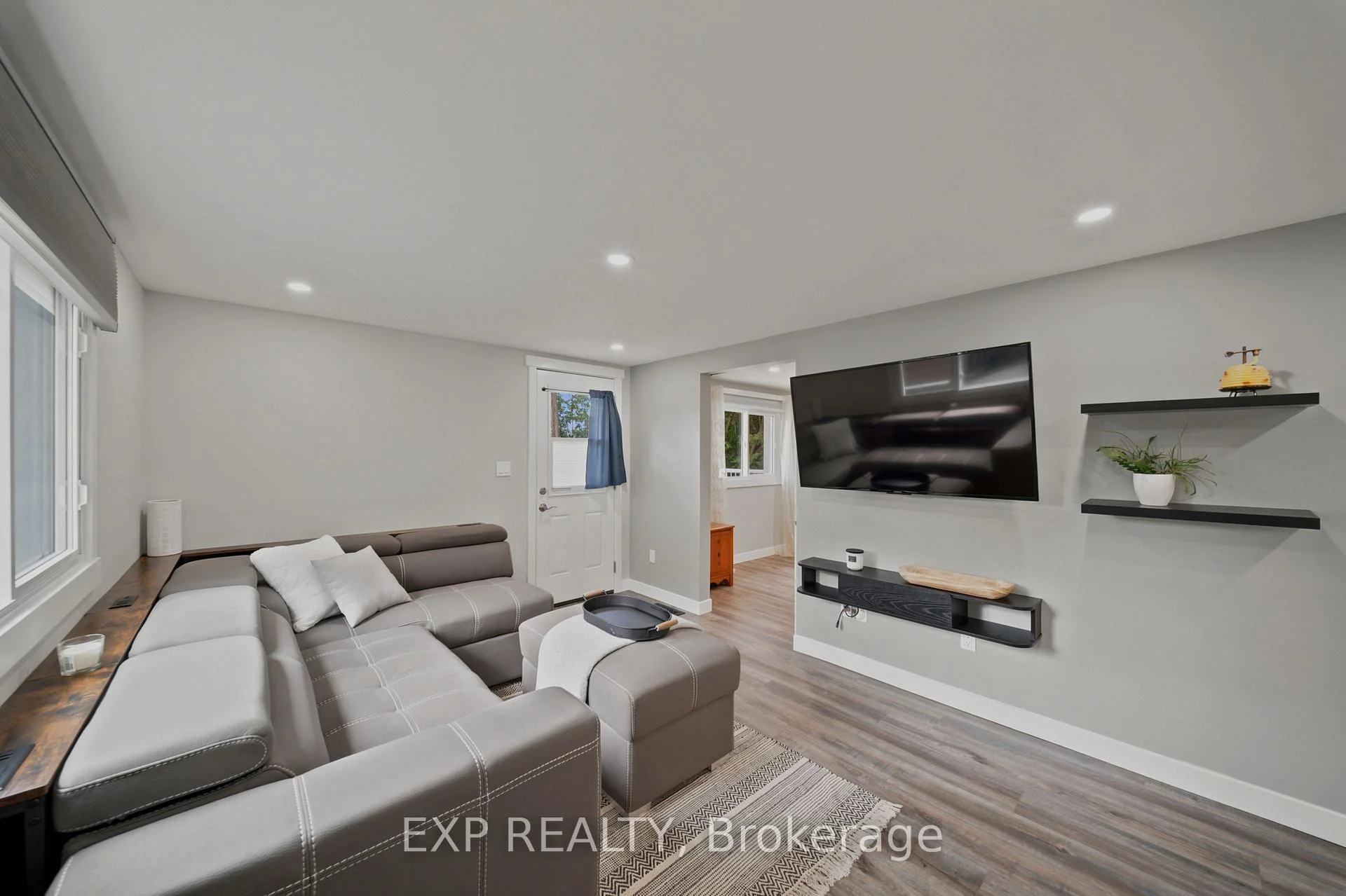 Photo 12 of 3460 St Joseph Boulevard, Ottawa, Fallingbrook/Ridgemount — HOMEH