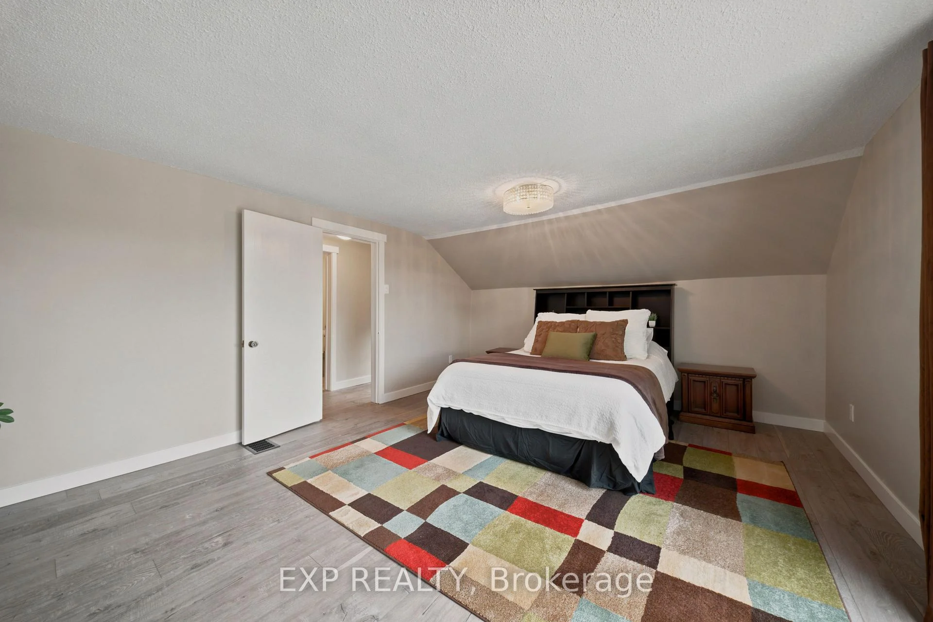 Photo 45 of 3460 St Joseph Boulevard, Ottawa, Fallingbrook/Ridgemount — HOMEH