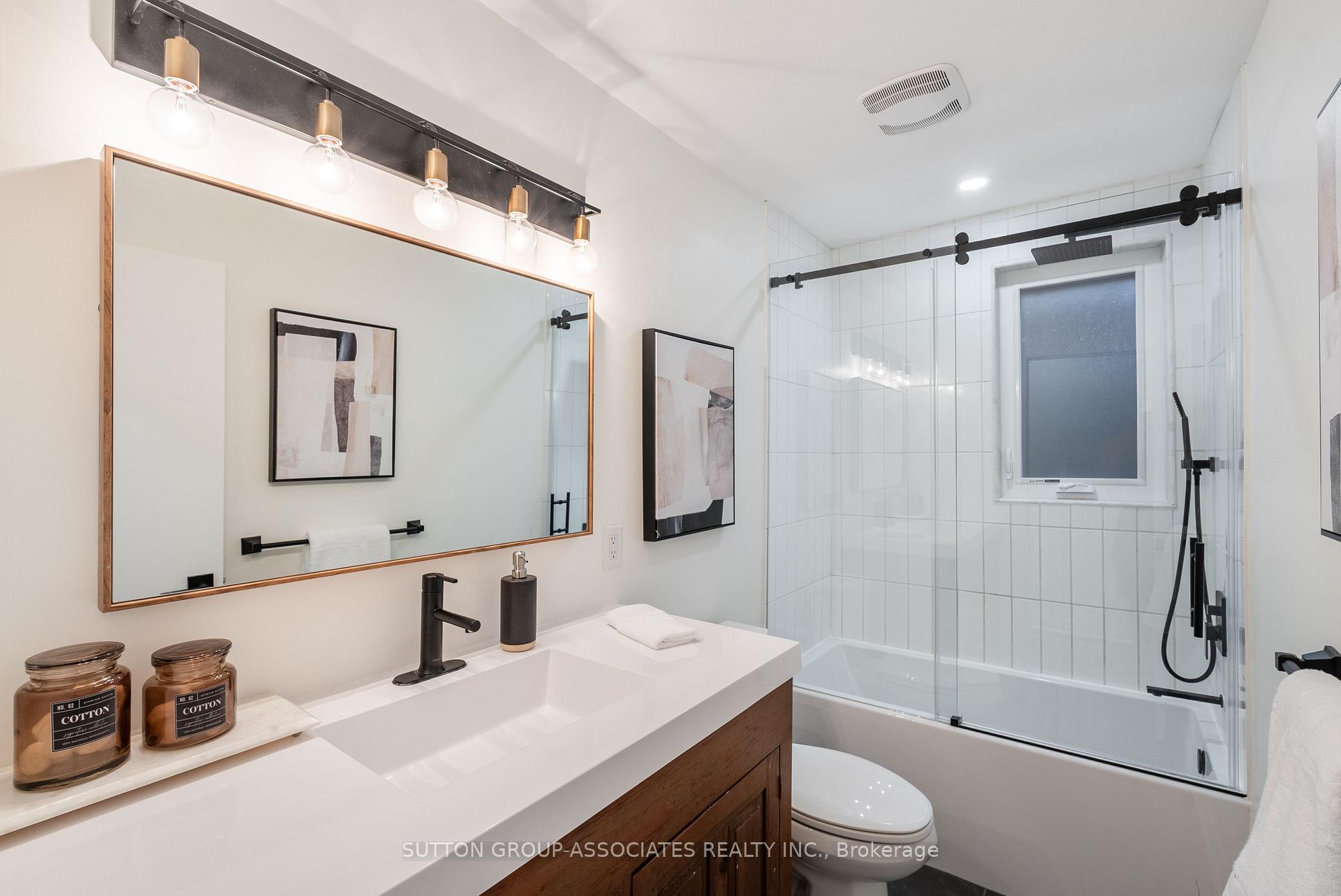 Photo 13 of 10 Innes Avenue, Toronto, Corso Italia-Davenport — HOMEH