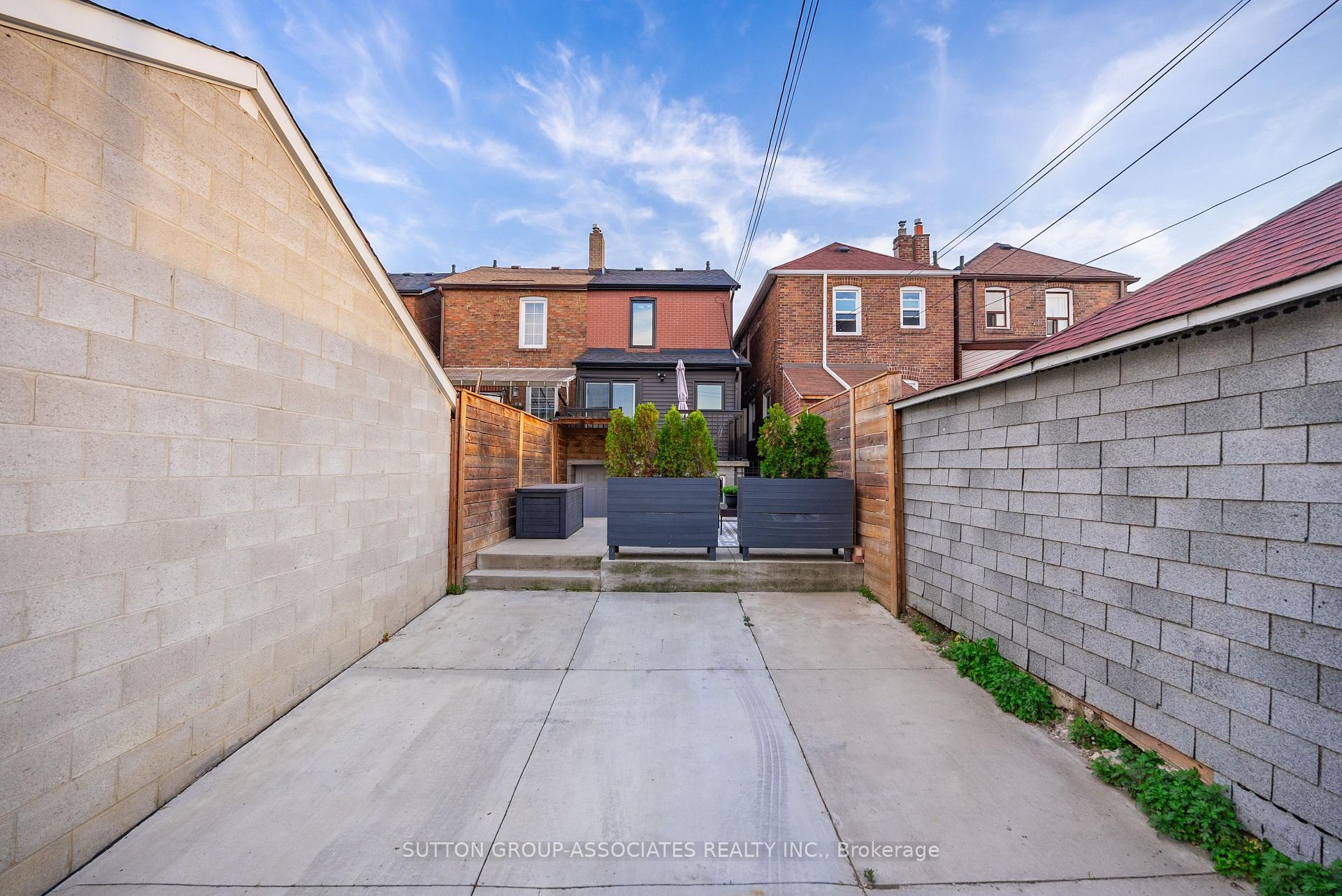 Photo 16 of 10 Innes Avenue, Toronto, Corso Italia-Davenport — HOMEH
