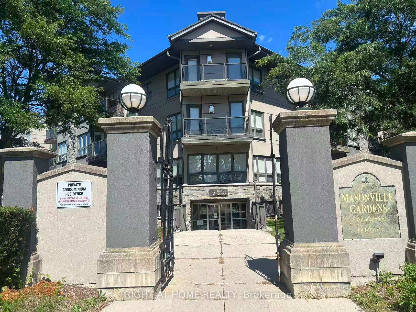 Front of Unit 318, 5 Jacksway Crescent