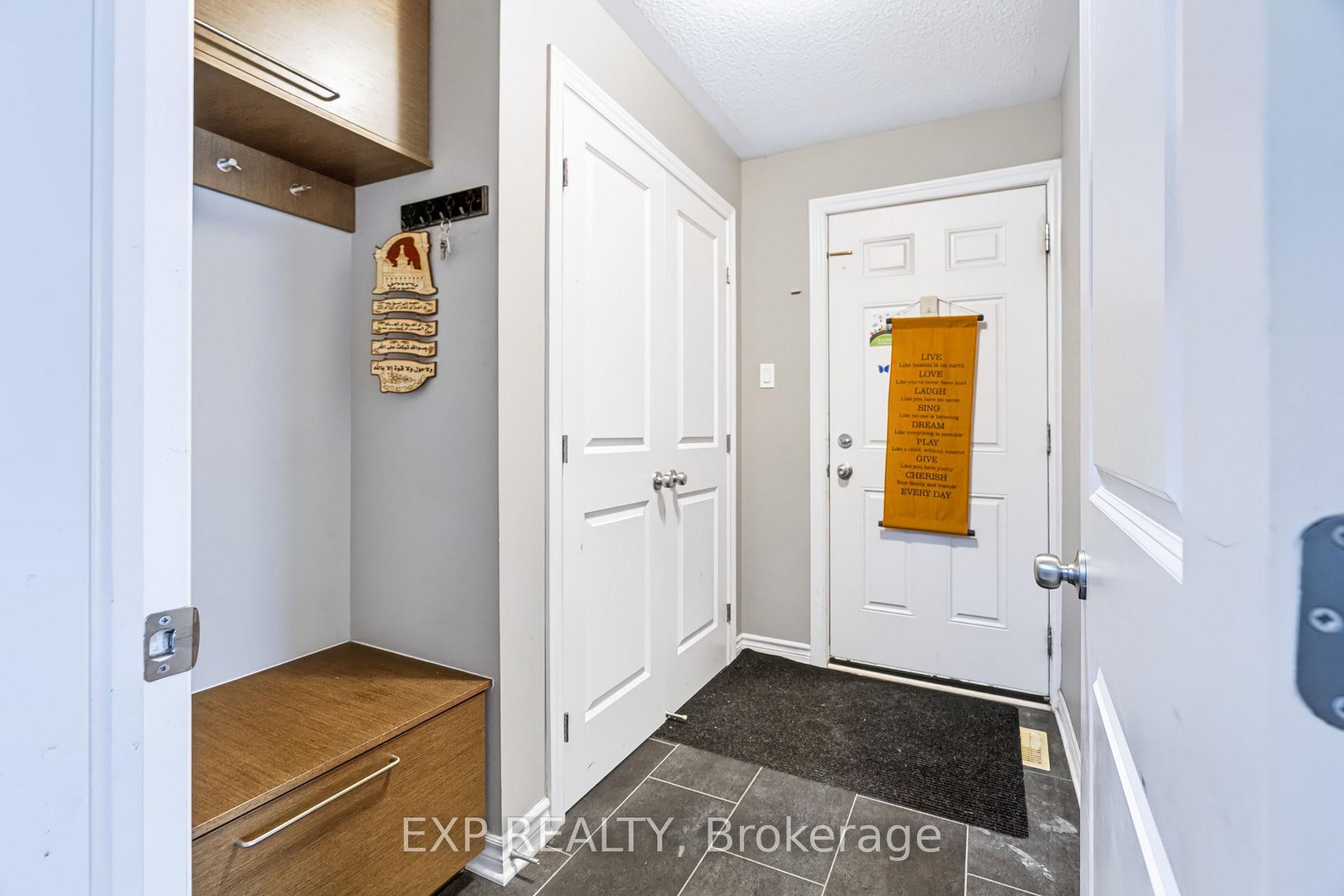 Photo 8 of 513 Egret Way W, Ottawa, Barrhaven - Half Moon Bay — HOMEH