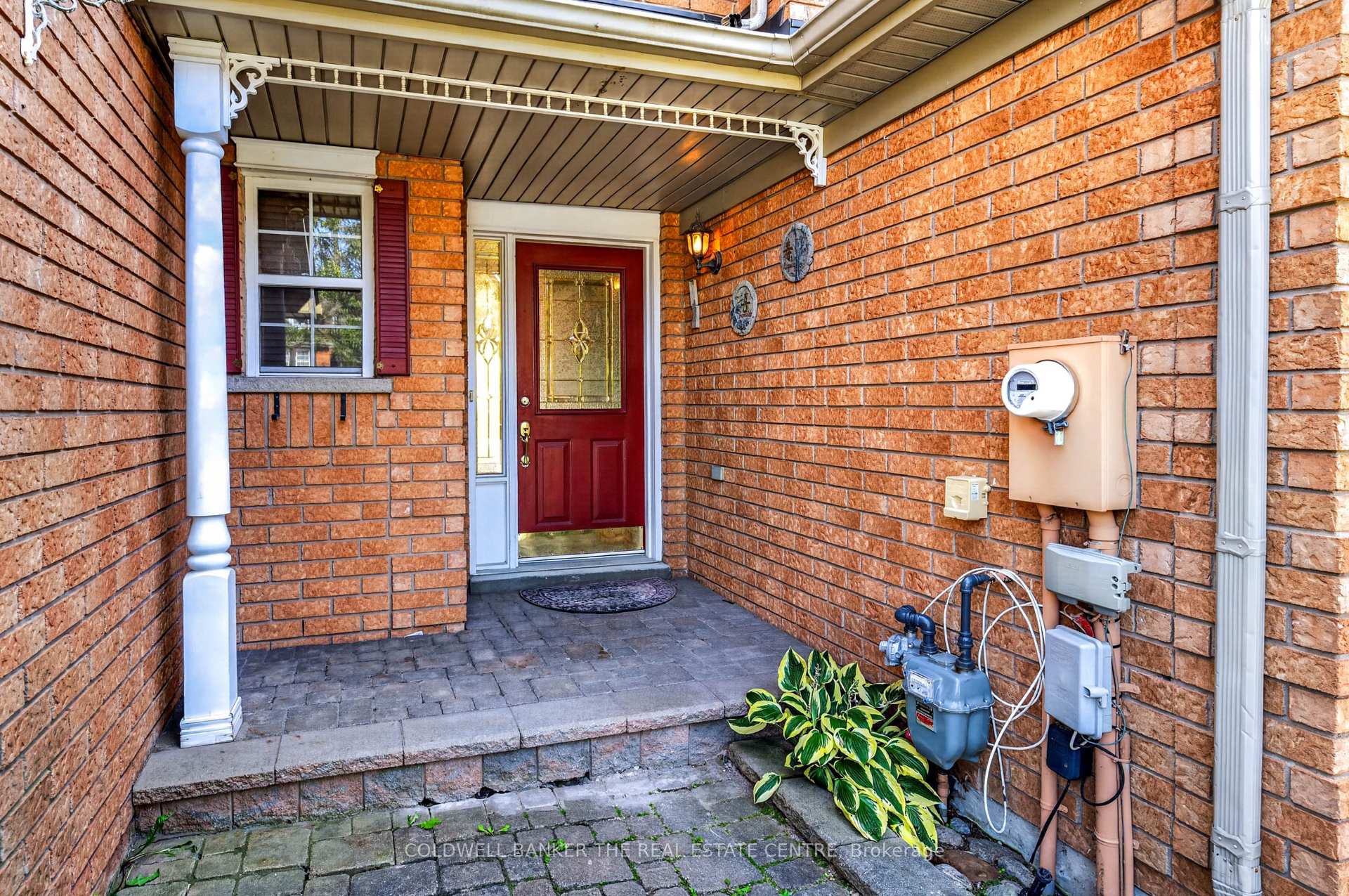 Photo 2 of 14 Milloy Place, Aurora, Aurora Grove — HOMEH